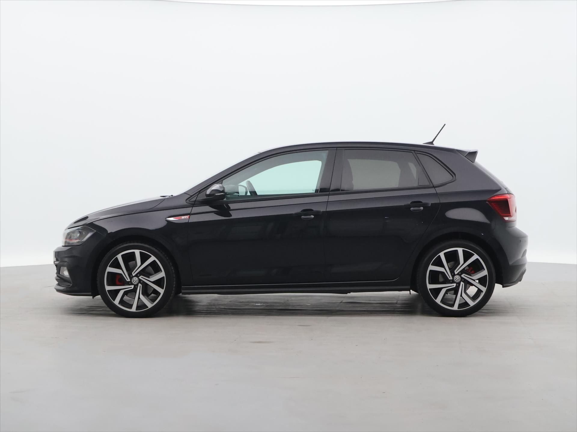 Volkswagen Polo, 2,0 TSI GTI DSG Virtual Matrix - fotka 4