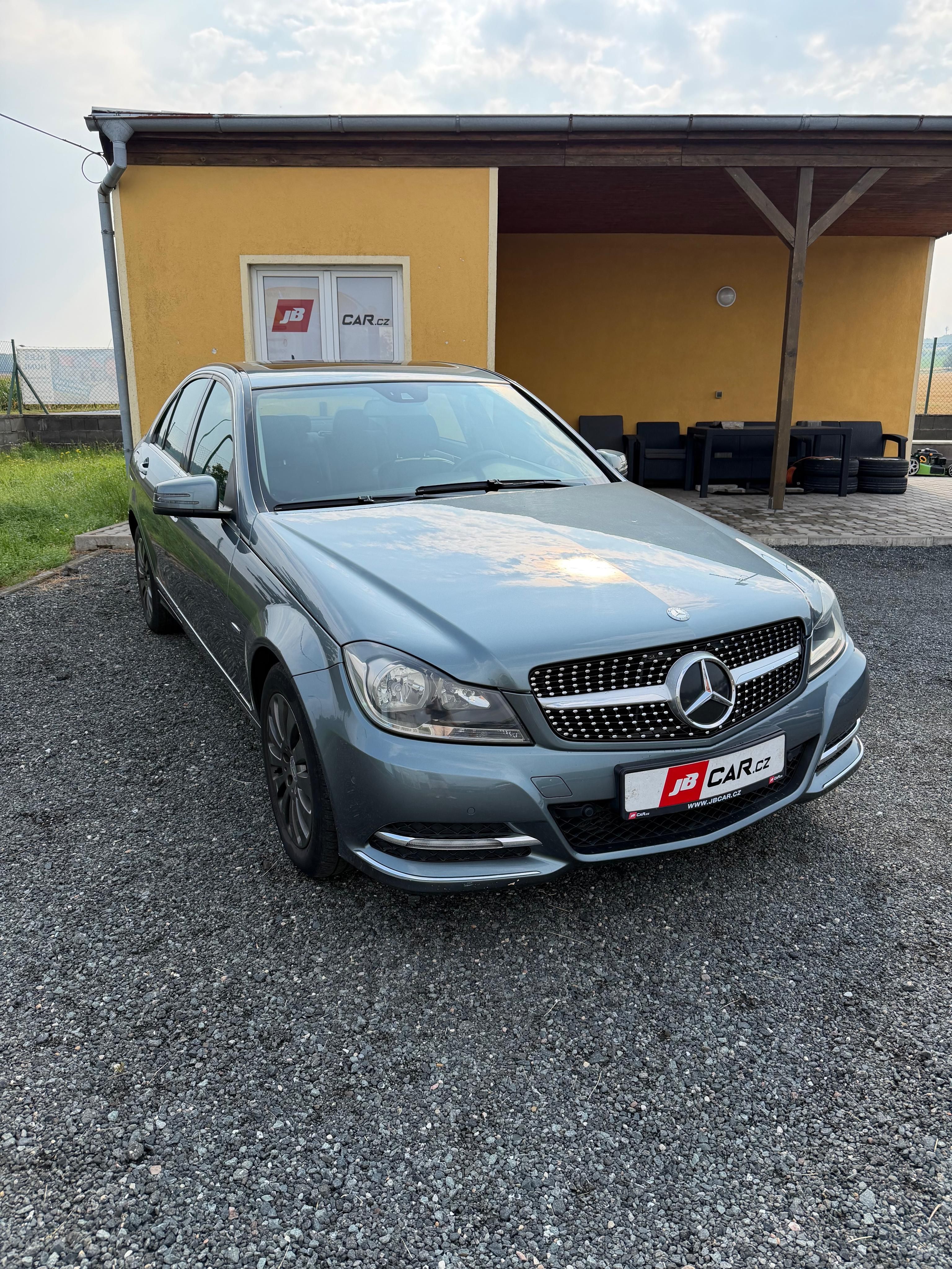 Mercedes-Benz Třídy C, 220 CDI AVANTGARDE A/T NAVI