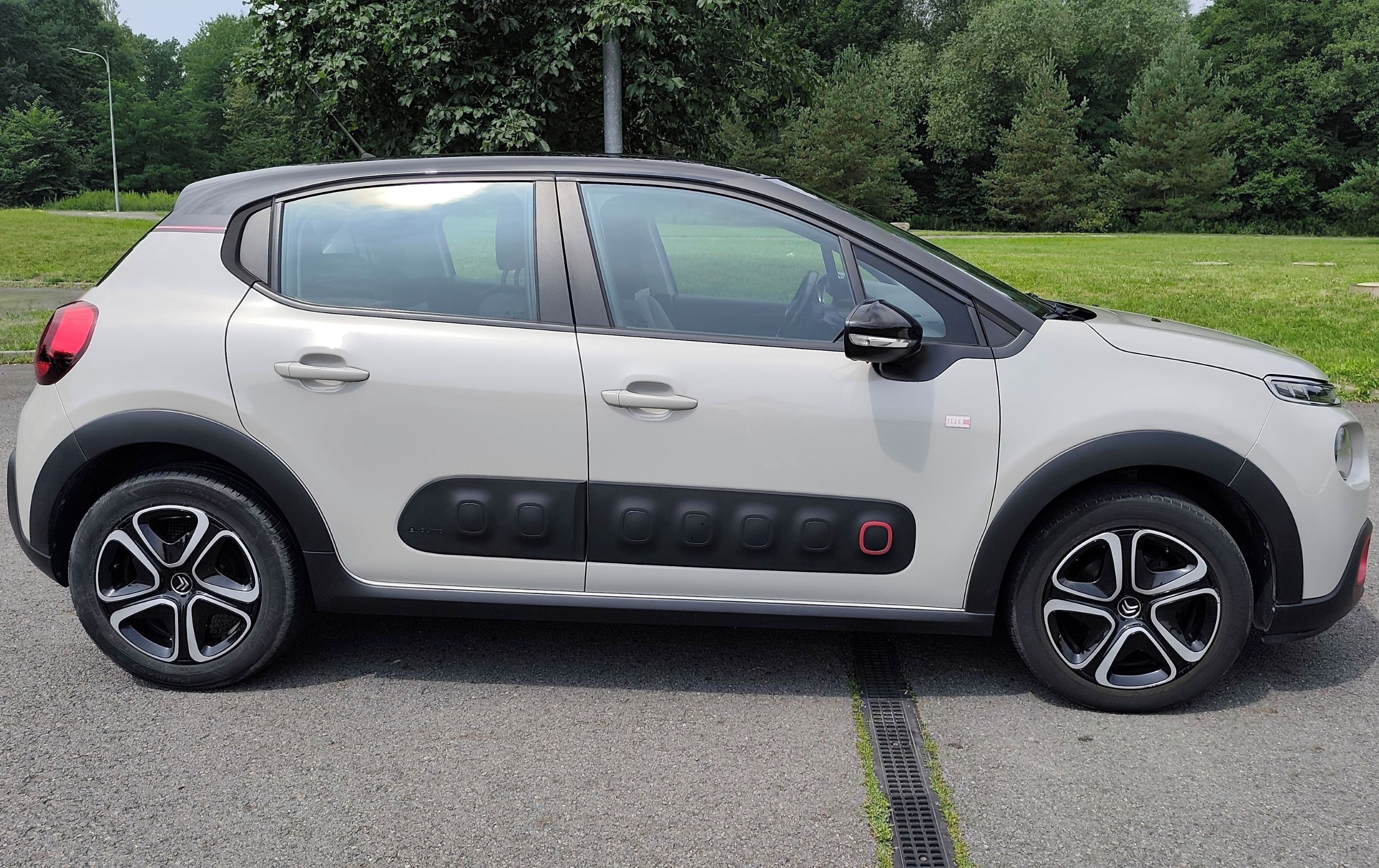 Citroën C3, r. 2018, 35 tis.km, edice Elle - fotka 5