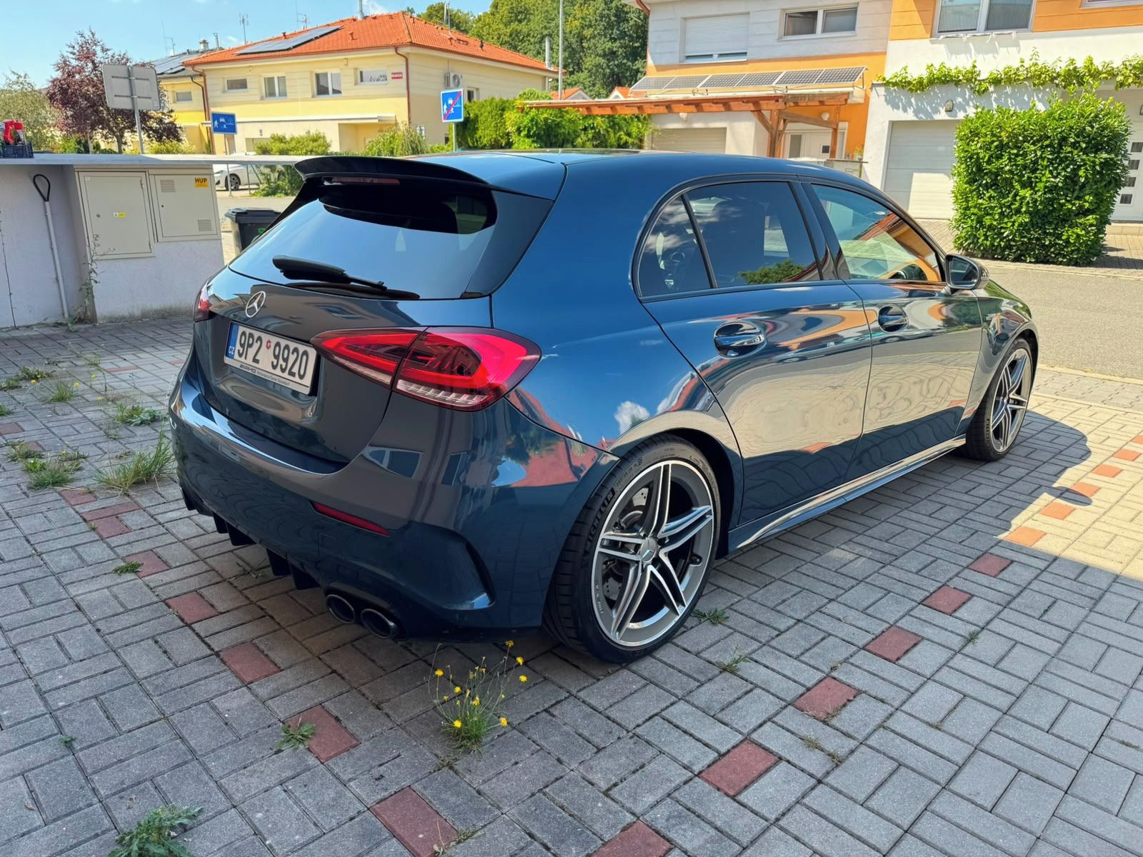 Mercedes-Benz Třídy A, A45 AMG 4matic - fotka 2