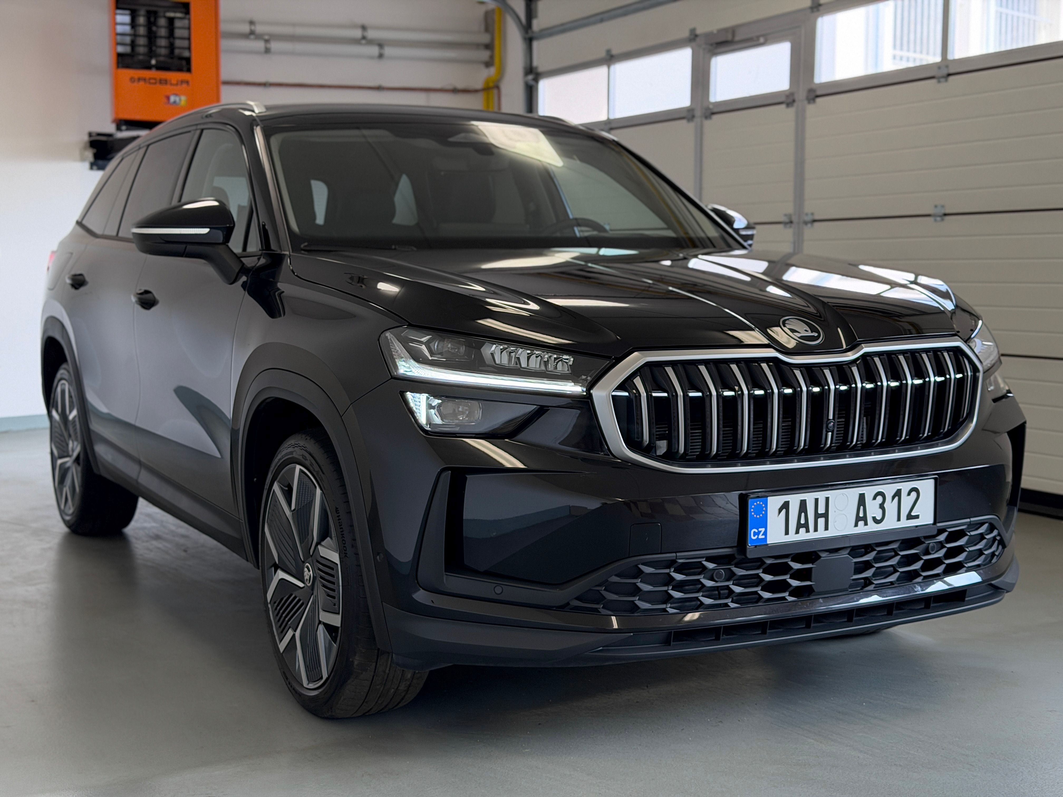 Škoda Kodiaq, 2.0 TDI  DSG 4x4 Exclusive - fotka 4