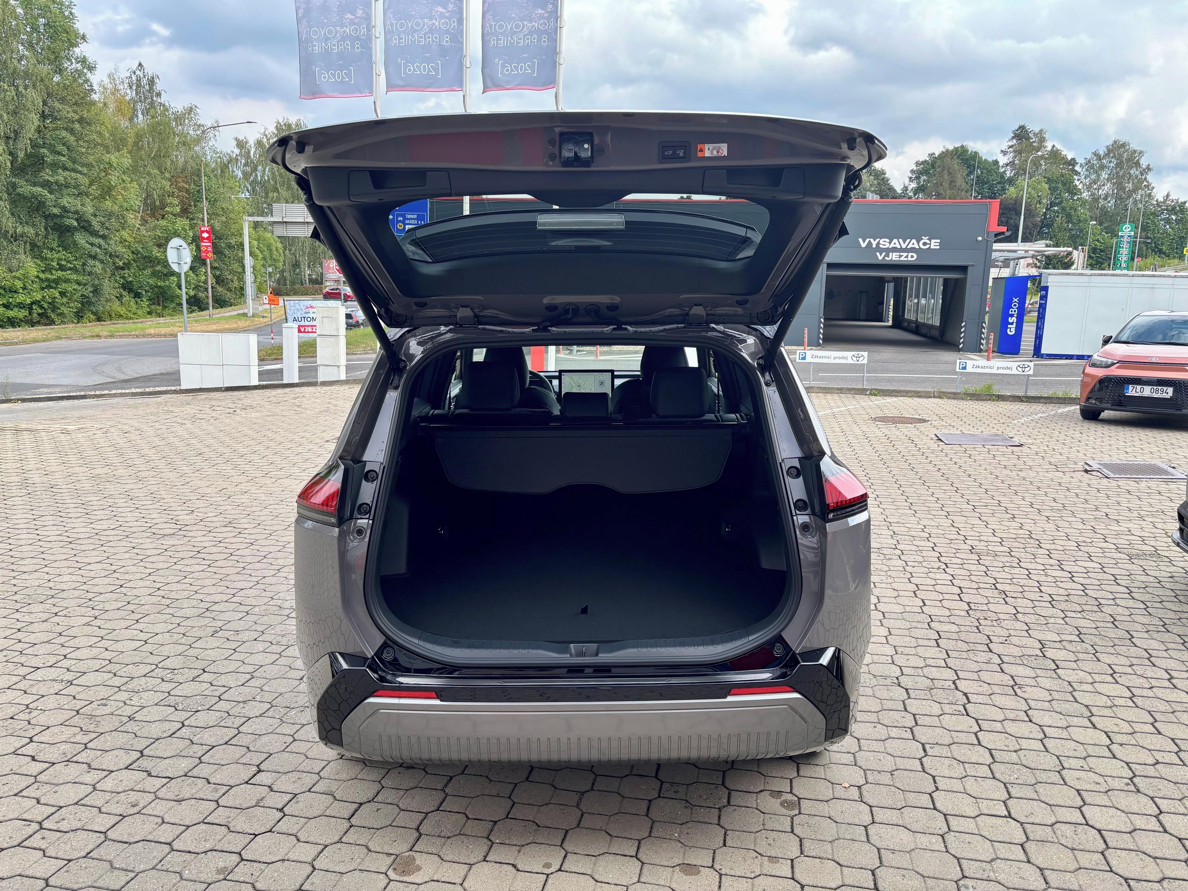 Toyota Rav4, 2,5 PHEV 309k Style 4x4 - fotka 6