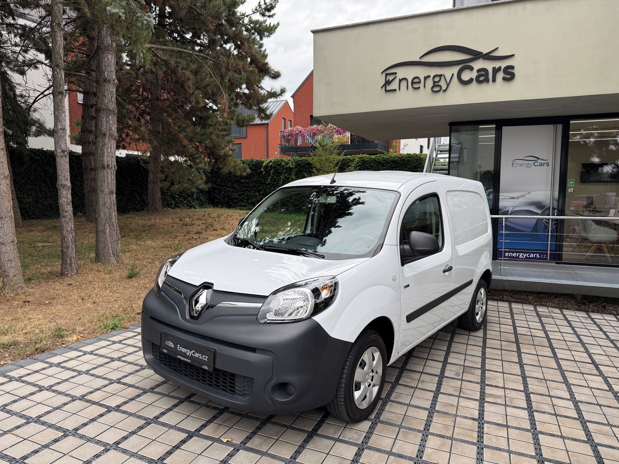 Renault Kangoo, ZE33 AC/Výhřev sedaček