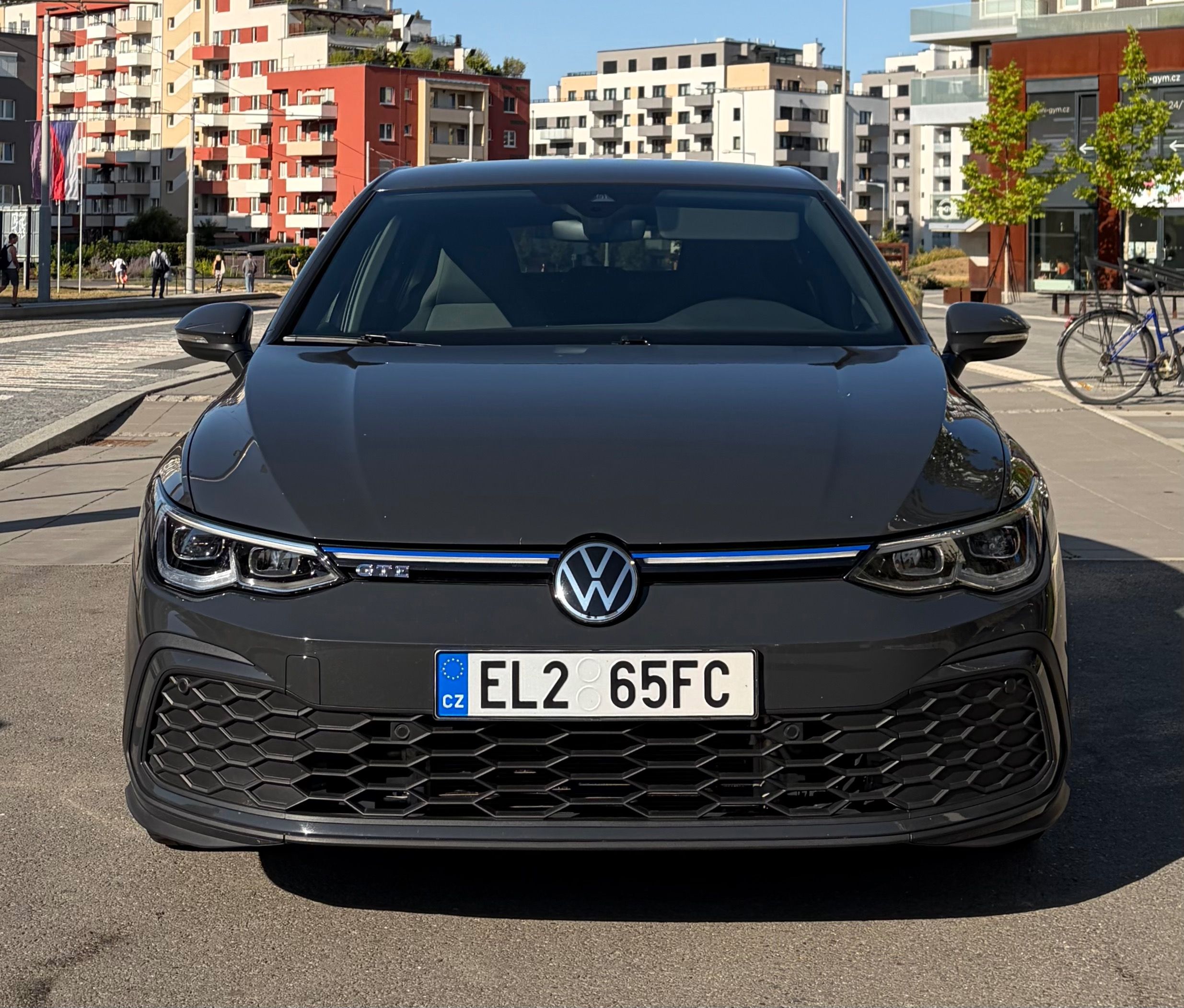 Volkswagen Golf, GTE, NEHAVAROVANÉ, TOP STAV! - fotka 2