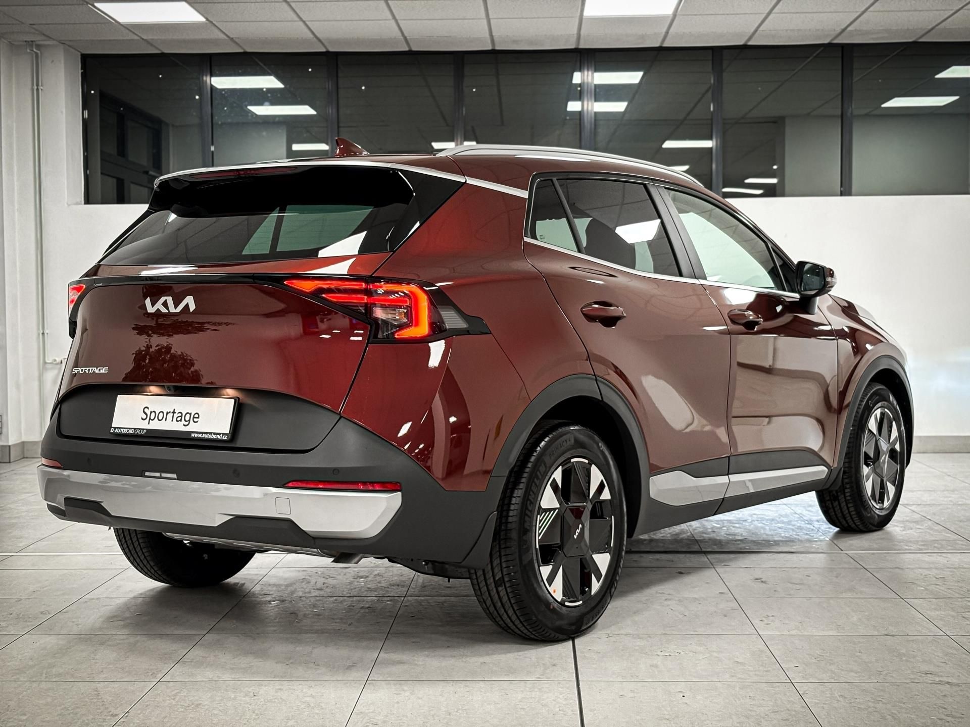 Kia Sportage, EXCLUSIVE 1.6 T-GDI 4×2 7DCT - fotka 3