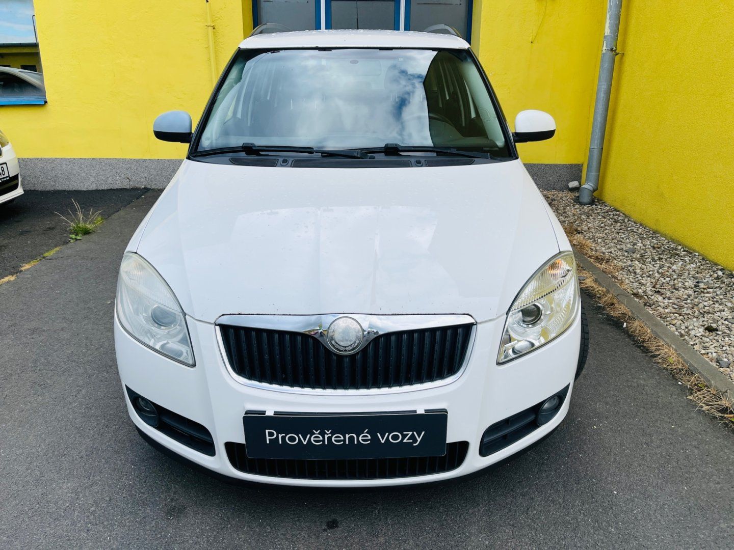 Škoda Fabia, 1.4 16V 63 kW COMBI VÝHŘEV SED - fotka 2
