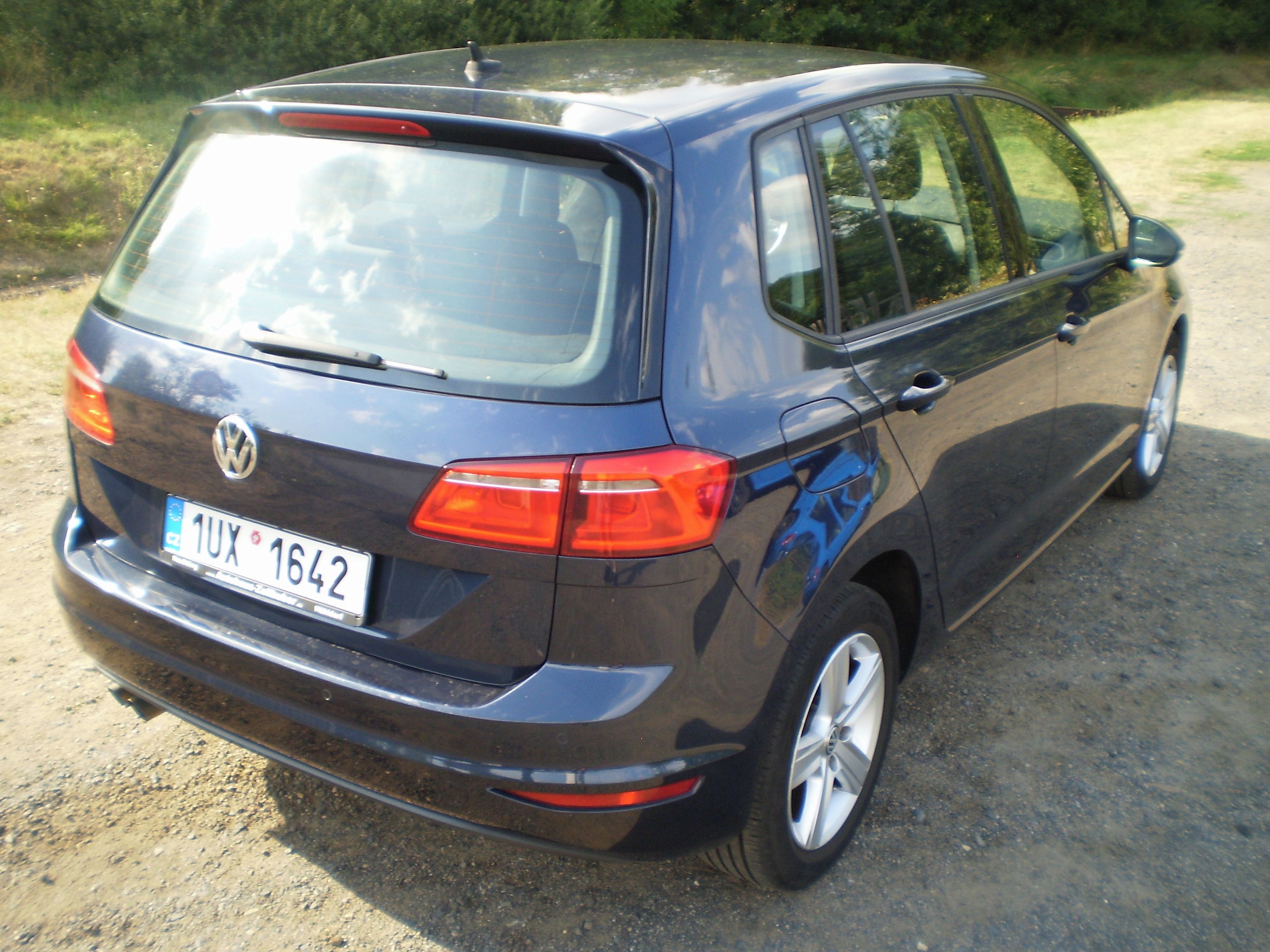 Volkswagen Golf Sportsvan, Comfort,servisovano - fotka 4