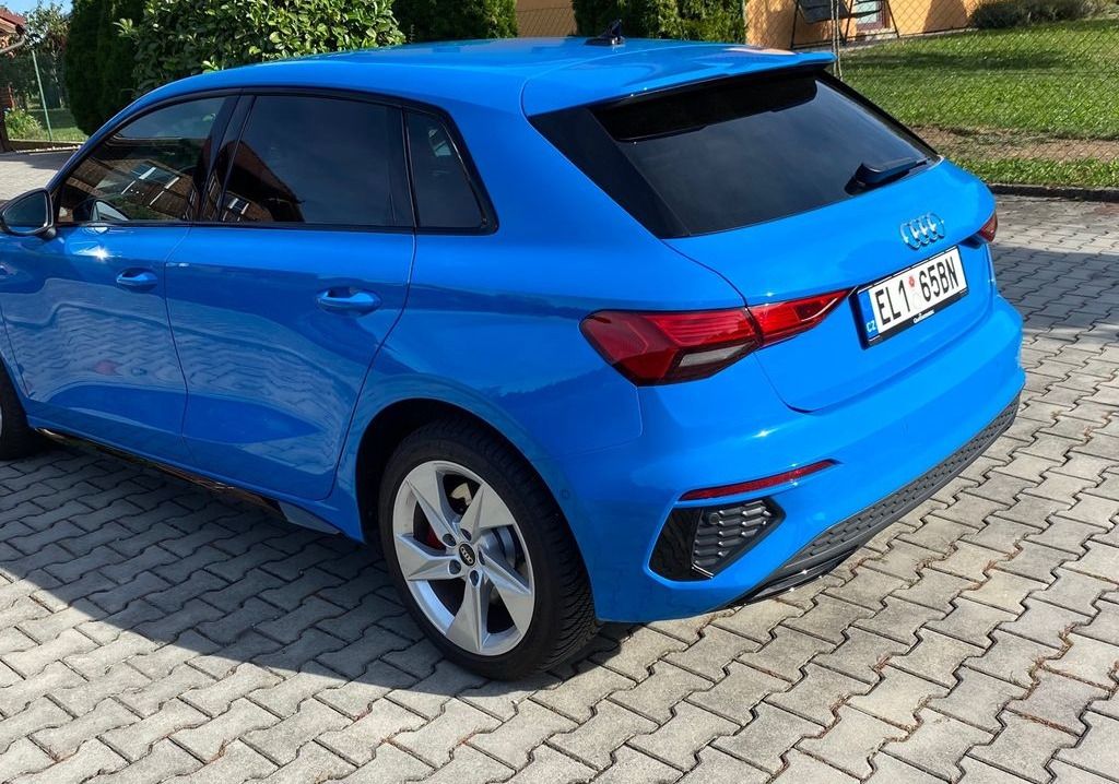 Audi A3, 45 TFSI-e S line - fotka 2