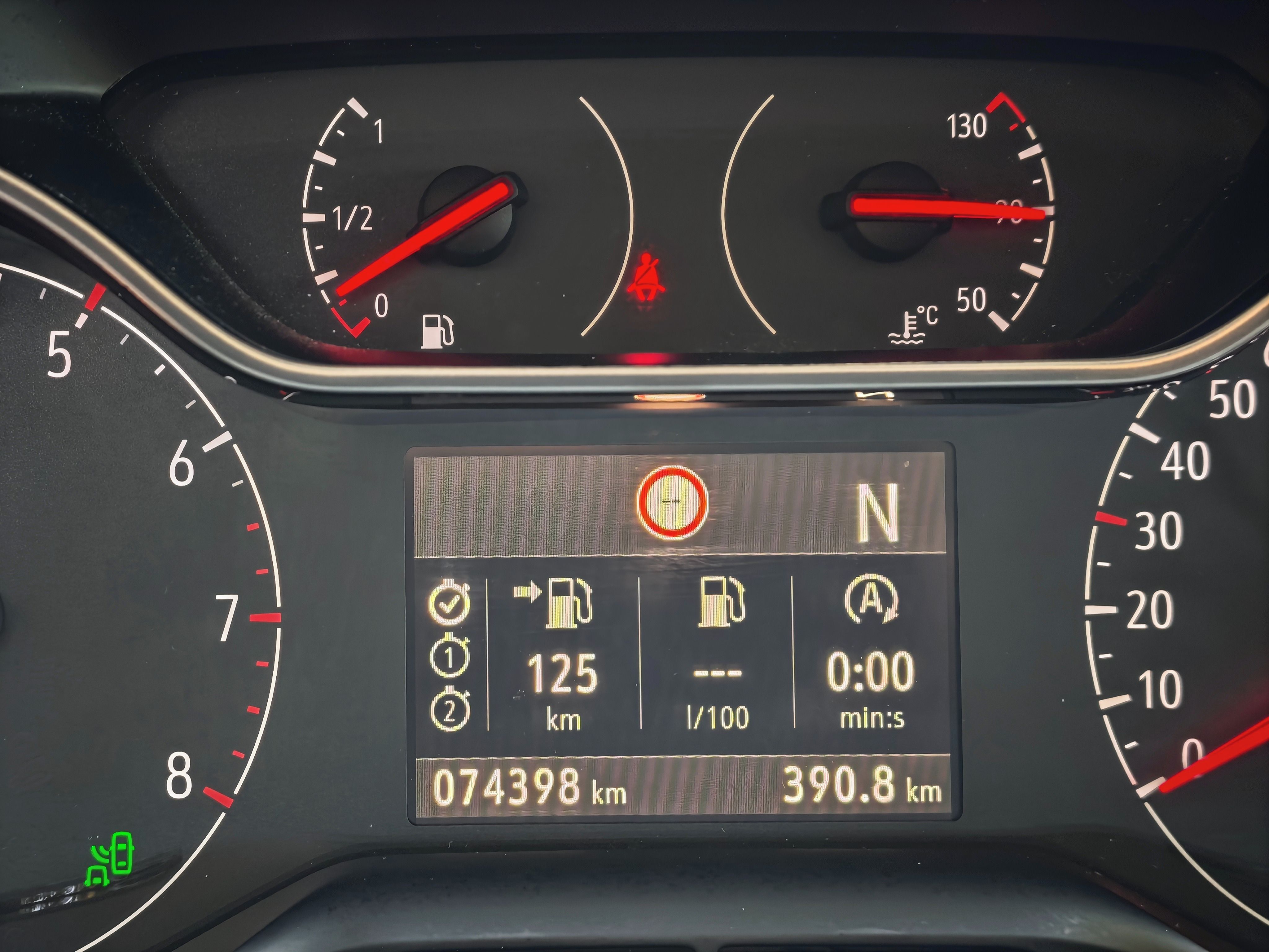 Opel Grandland X, Opel Grandland X 1.6 Turbo - fotka 5