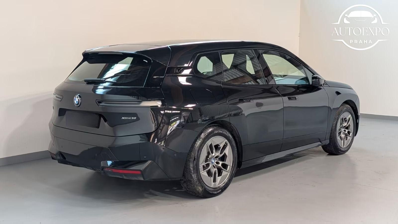 BMW iX, 50 xDrive Sport LASER* - fotka 4