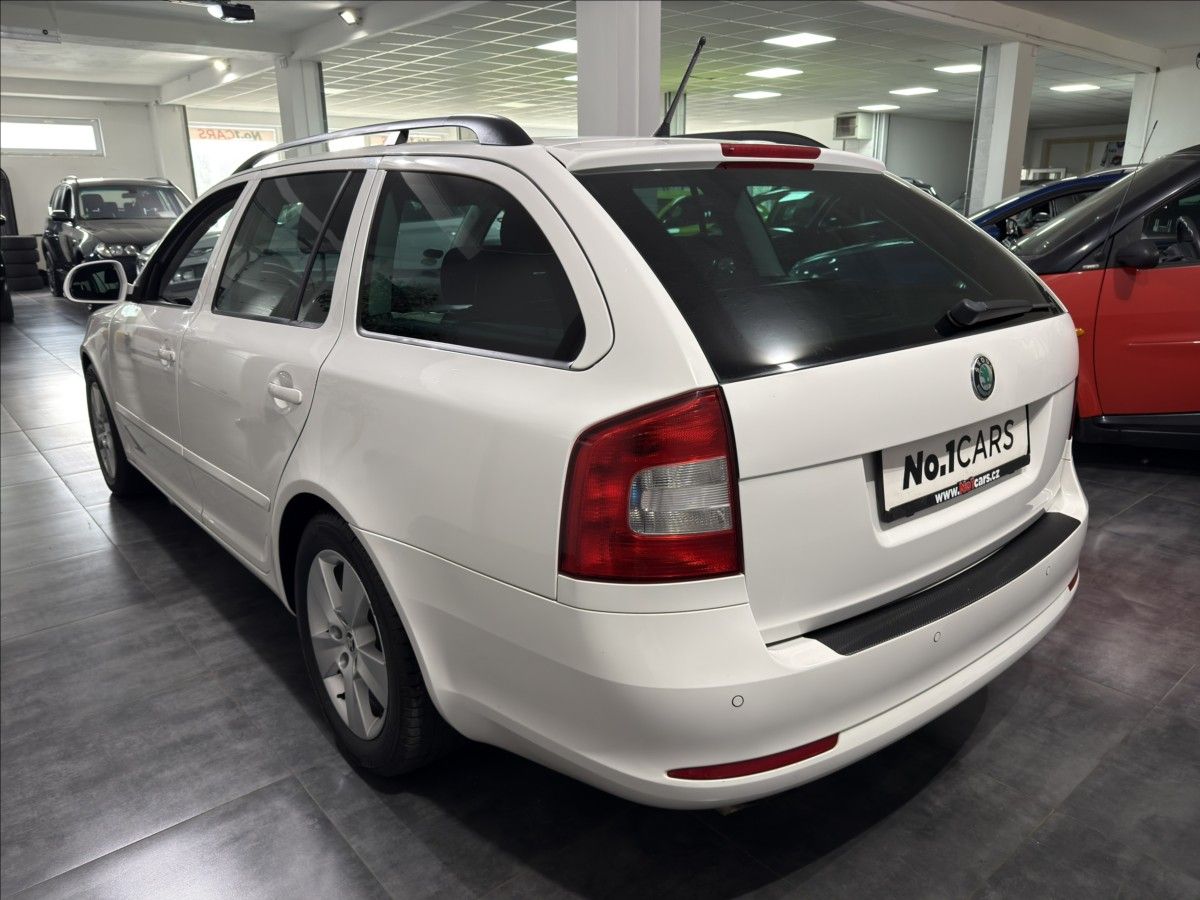 Škoda Octavia, 1,4   TSI 90KW NOVÉ ROZVODY - fotka 4