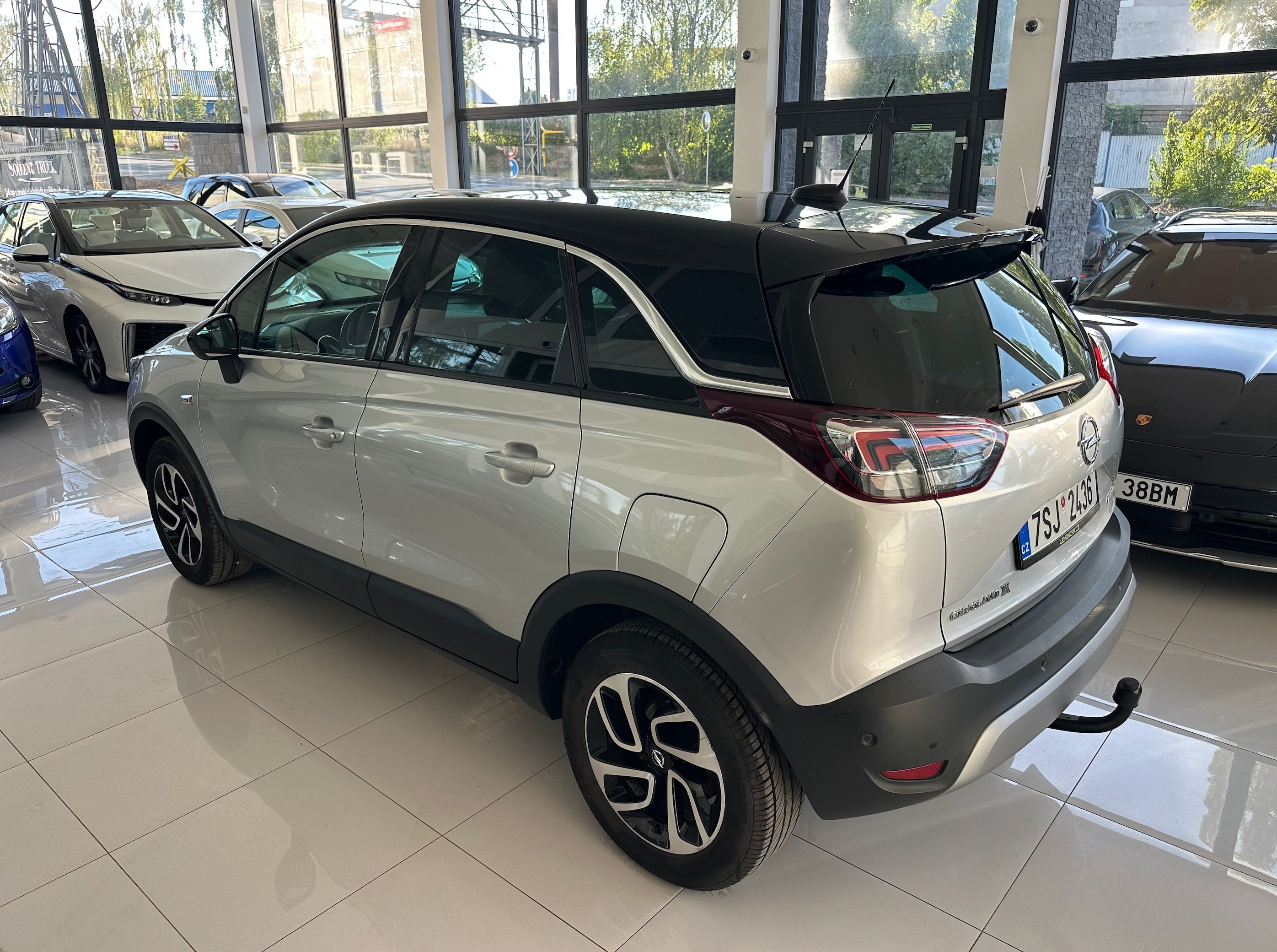 Opel Crossland X, 1.2 | 81 kW | VELMI PĚKNÝ STAV - fotka 6