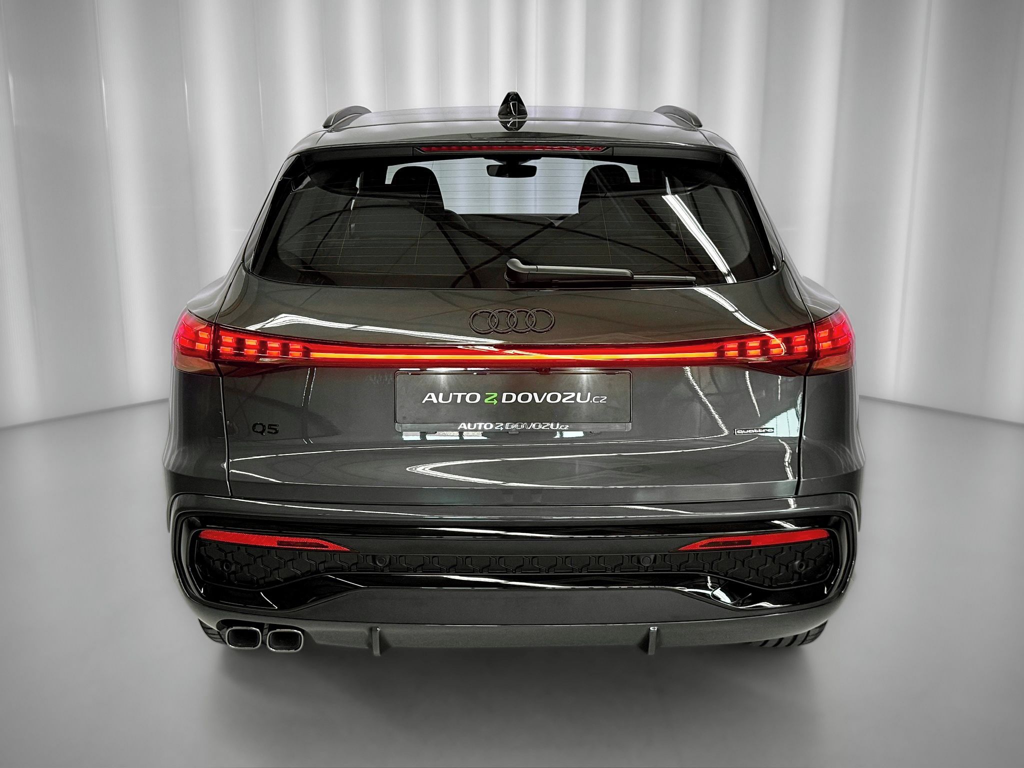 Audi Q5, 2.0TDI 150KW QUATTRO S-LINE, M - fotka 5