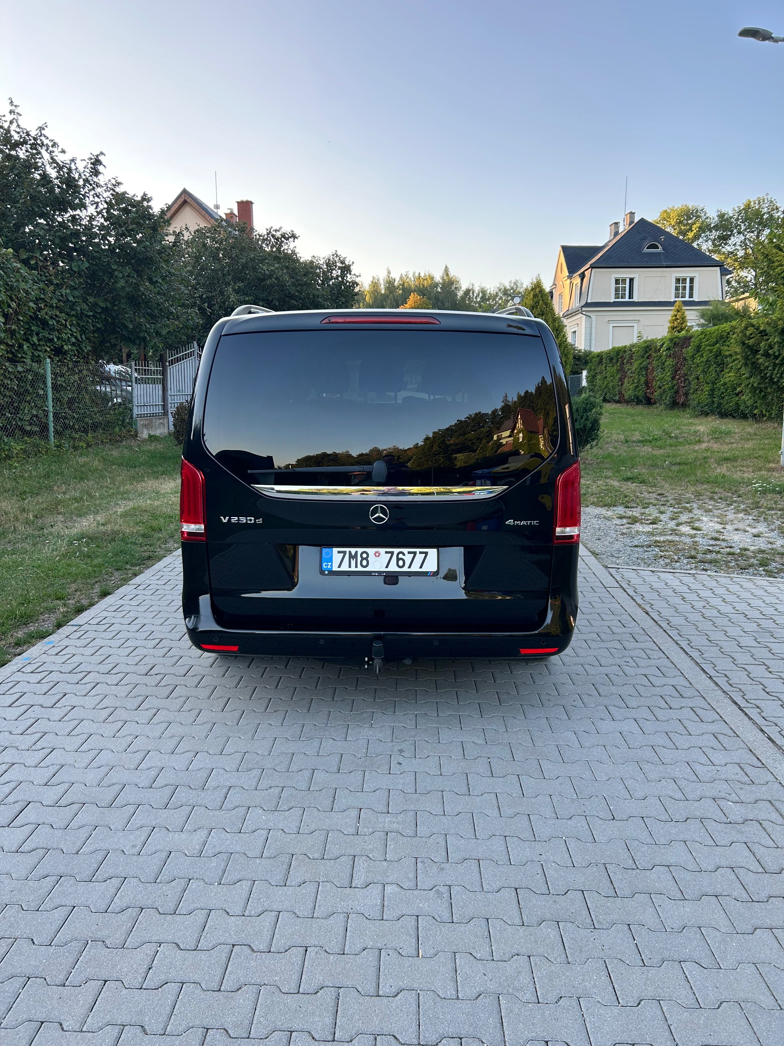 Mercedes-Benz Třídy V, 250 d 4MATIC Avantgarde 7 míst - fotka 5