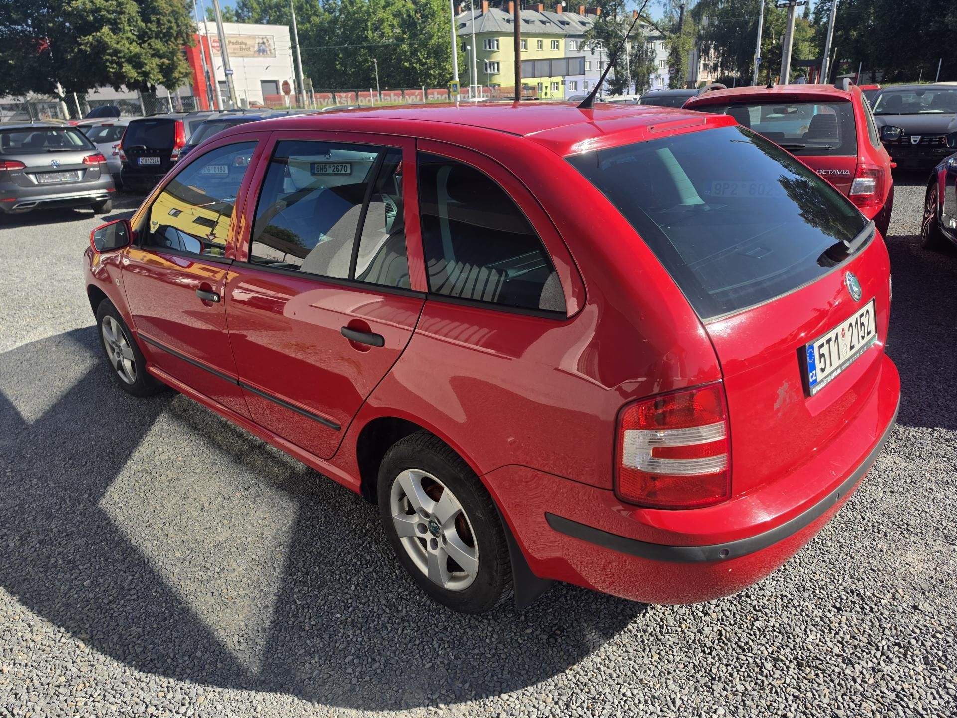 Škoda Fabia, 1.2 HTP Park Senzor Klimatizac - fotka 3