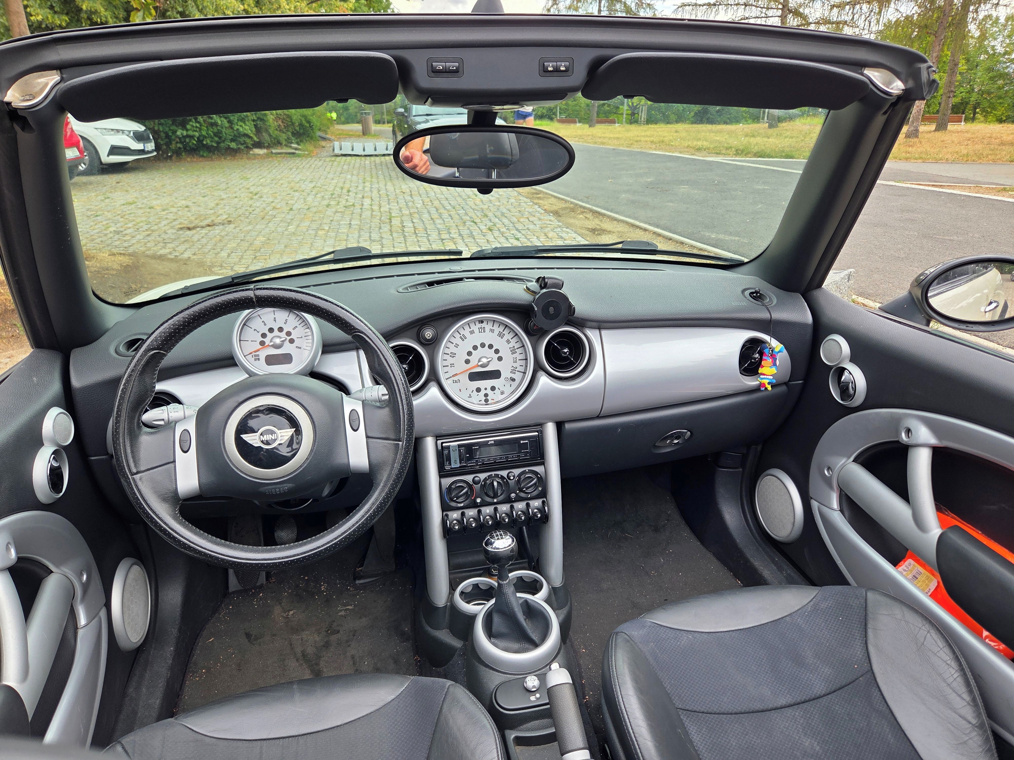 Mini Cooper - fotka 6