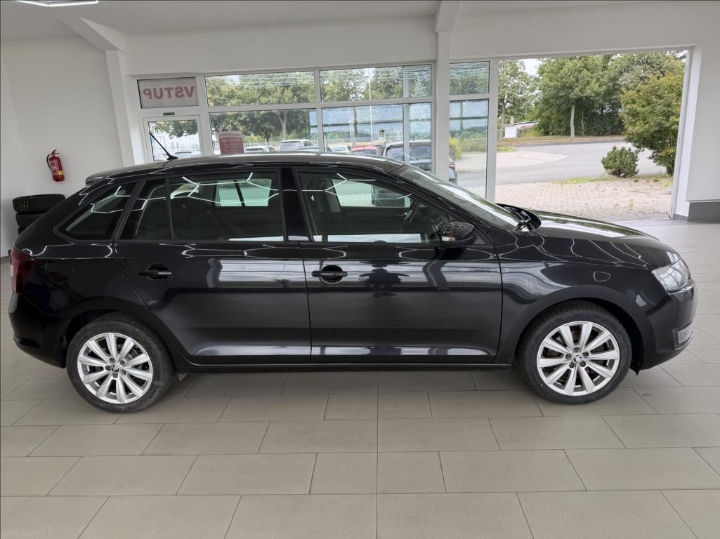 Škoda Rapid, 1,2 TSI, Climatronic, CarPlay - fotka 4