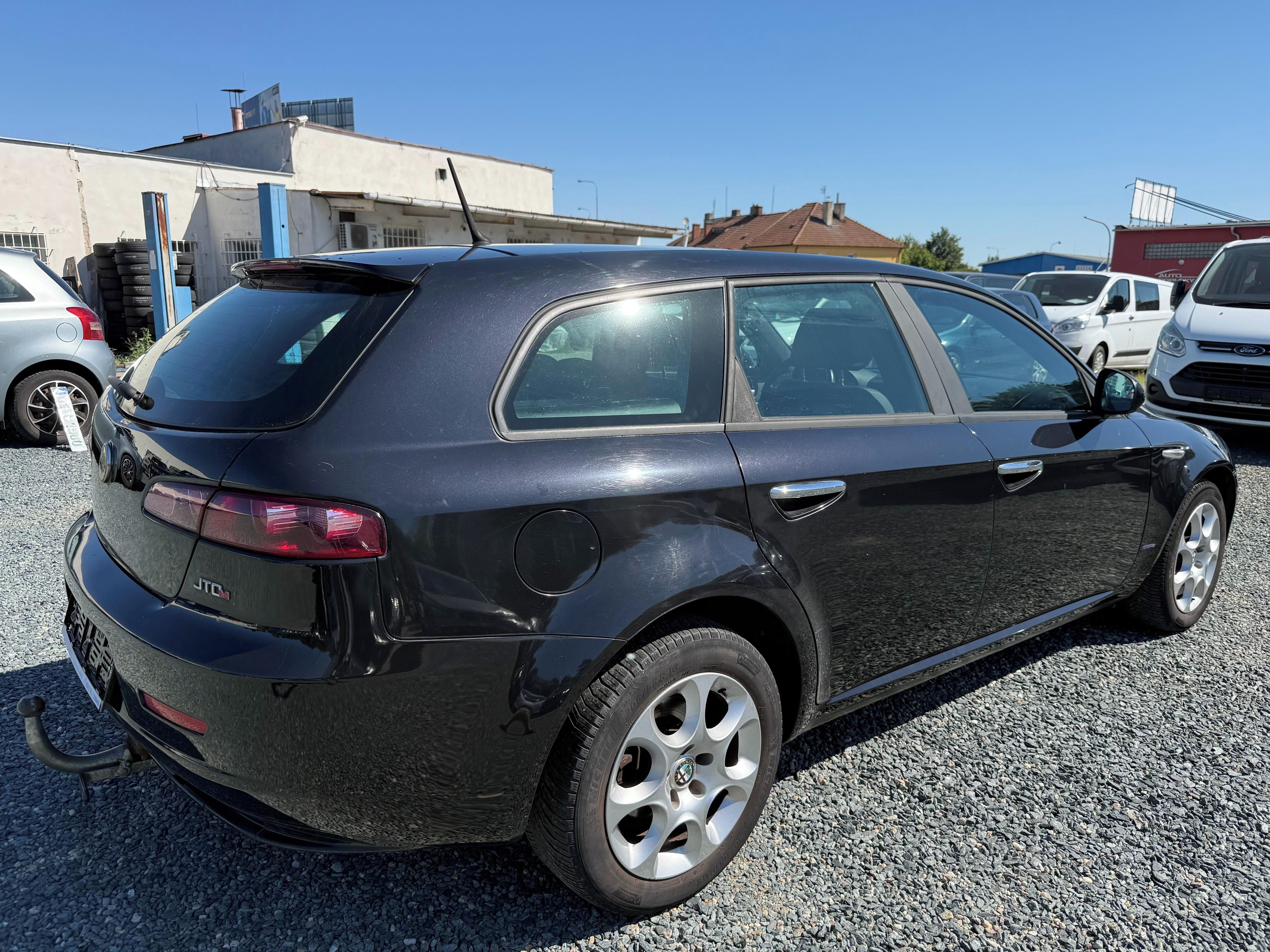 Alfa Romeo 159, 2.0 JTDM 100Kw 1-Majitel - fotka 6