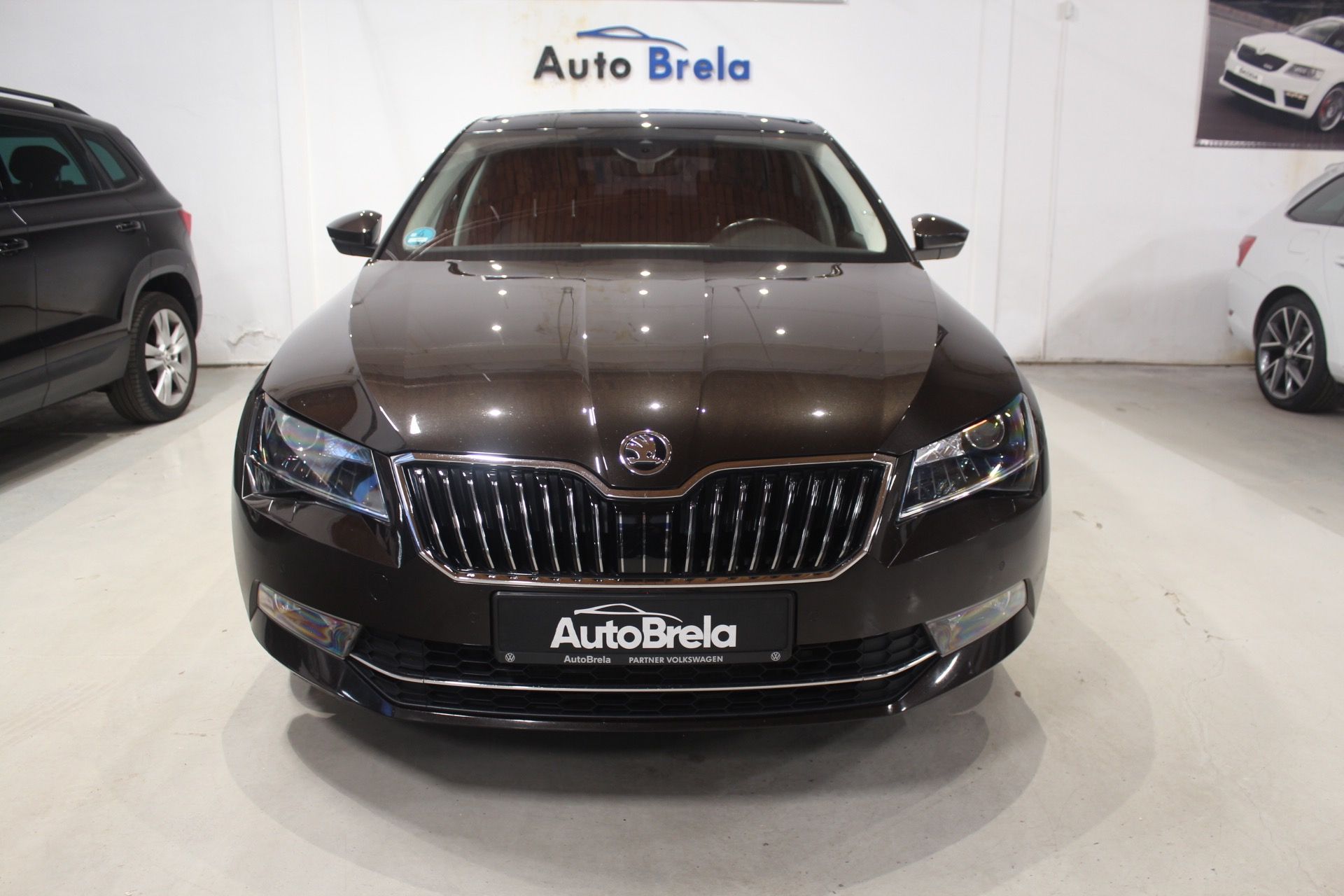 Škoda Superb, 2.0TDI DSG Style+LED NAVI - fotka 4