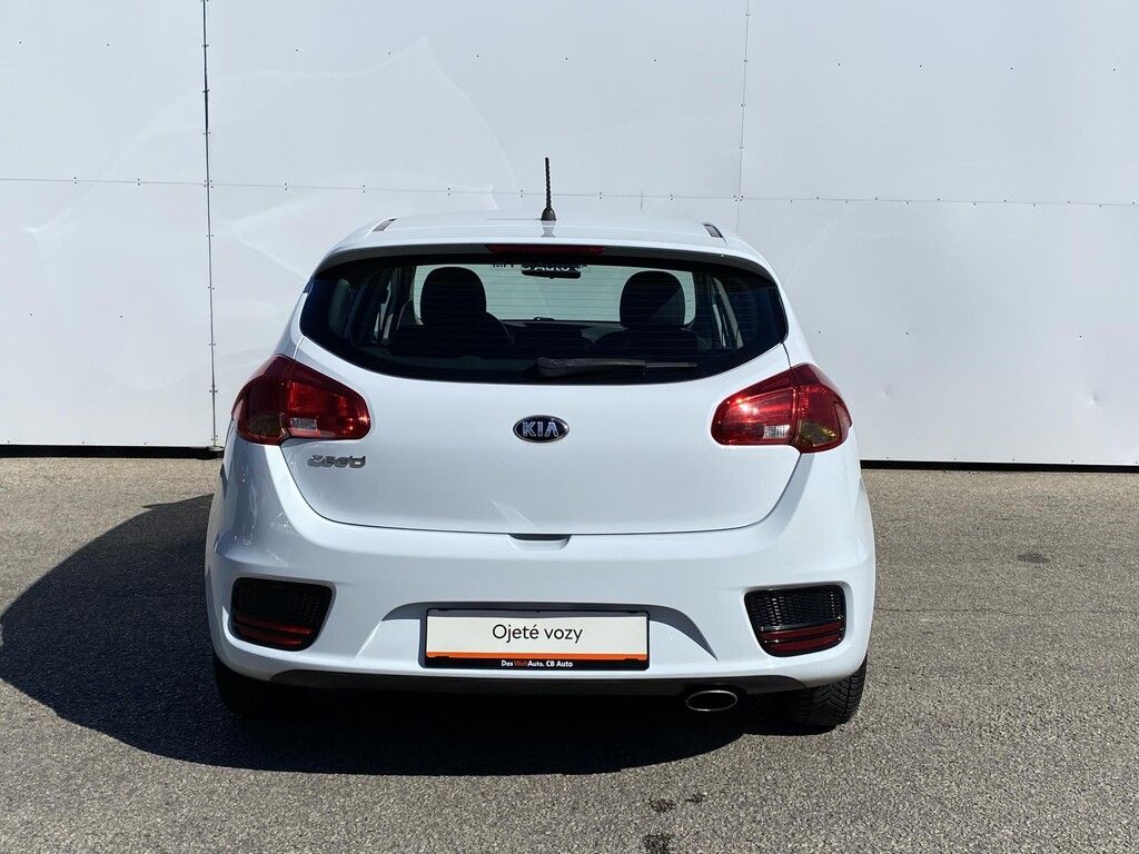 Kia Cee´d, 1.4 CVVT 74 kW Cool - fotka 6