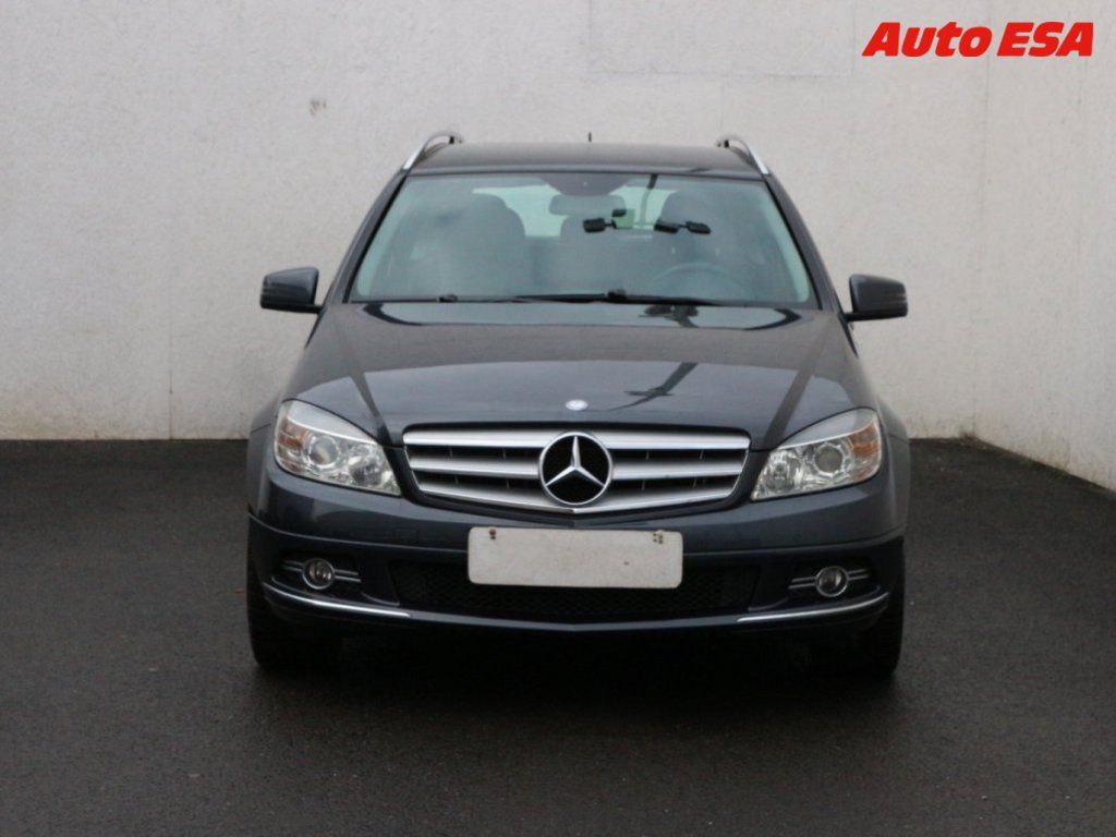 Mercedes-Benz Třídy C, 1.8 C250,Edition,AT - fotka 2