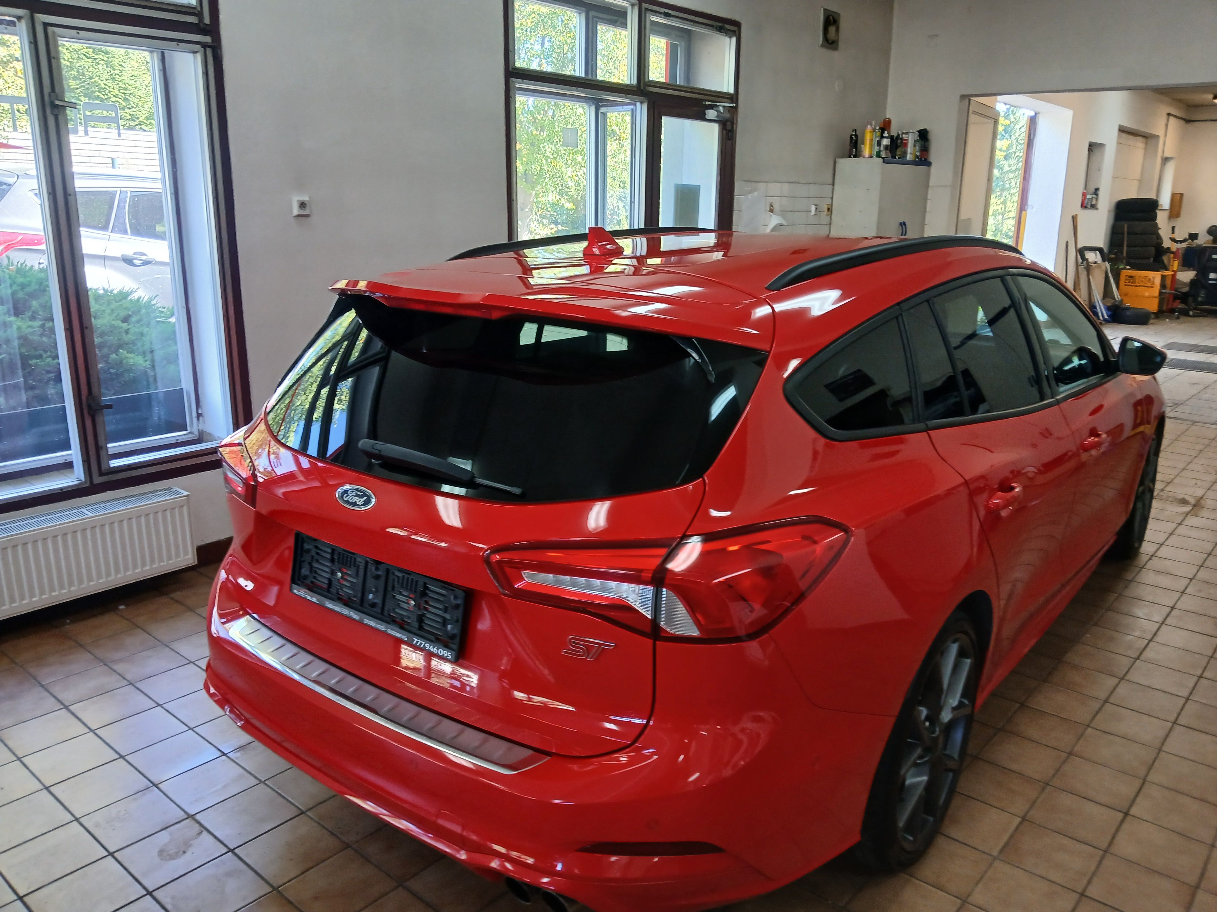 Ford Focus, ST,1 Majitel,Top stav. - fotka 4