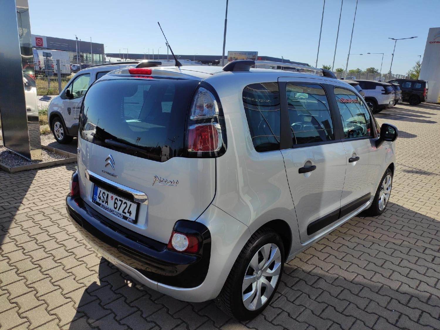 Citroën C3 Picasso, 1.4i 95k MAN5 první majitel - fotka 4