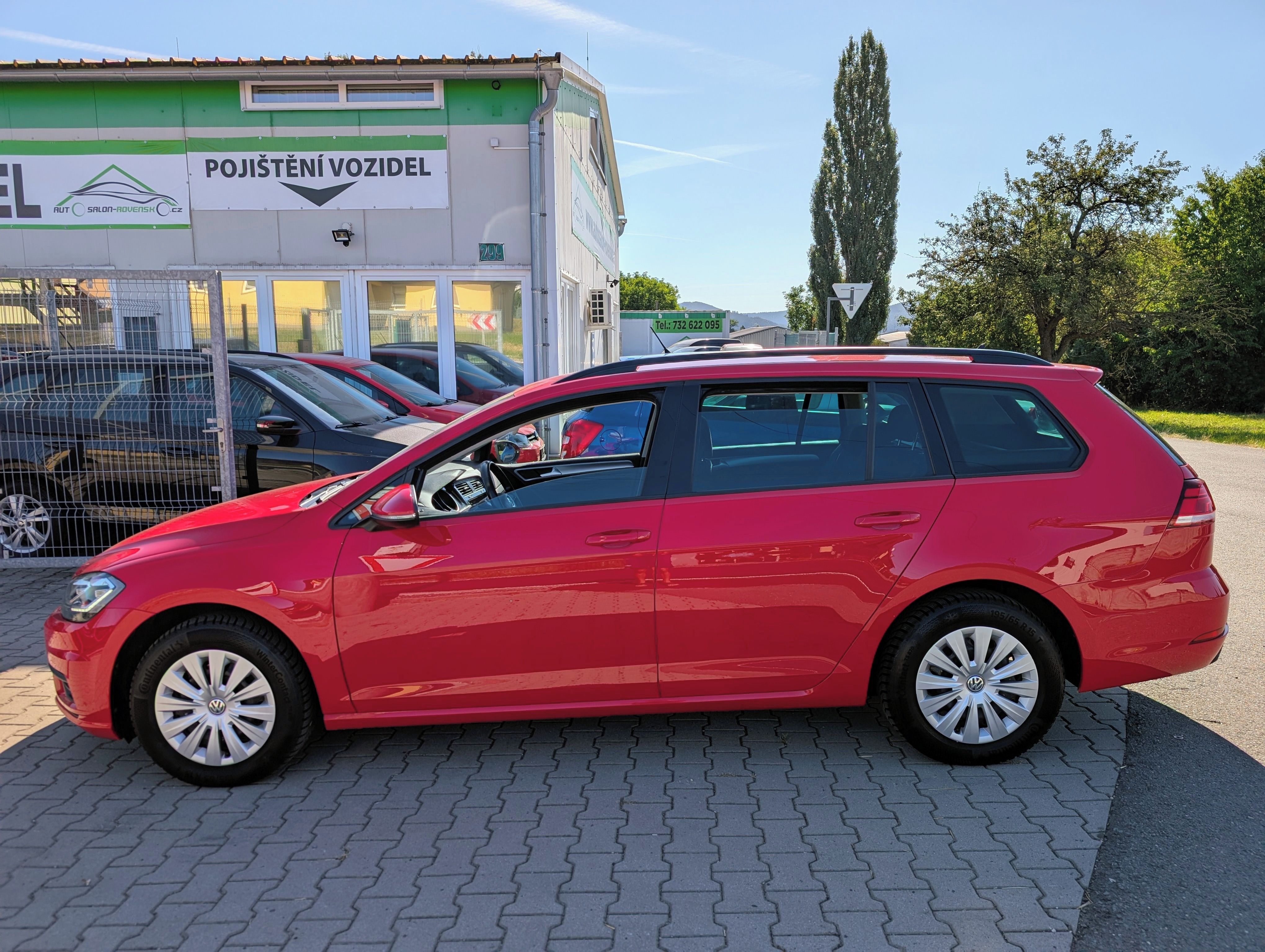 Volkswagen Golf, VII VARIANT 1.6TDi 85kW 2020 - fotka 6