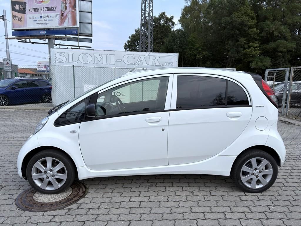 Peugeot Ion, 49 kW servisní knížka - fotka 3