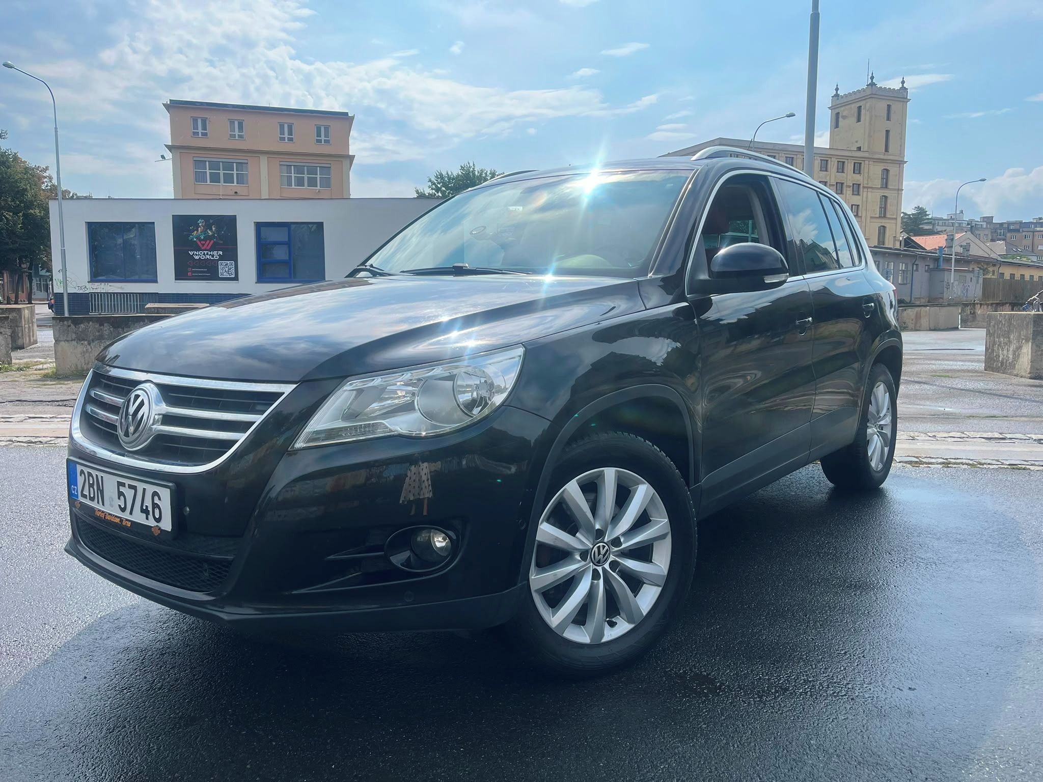 Volkswagen Tiguan, Volkswagen Tiguan
