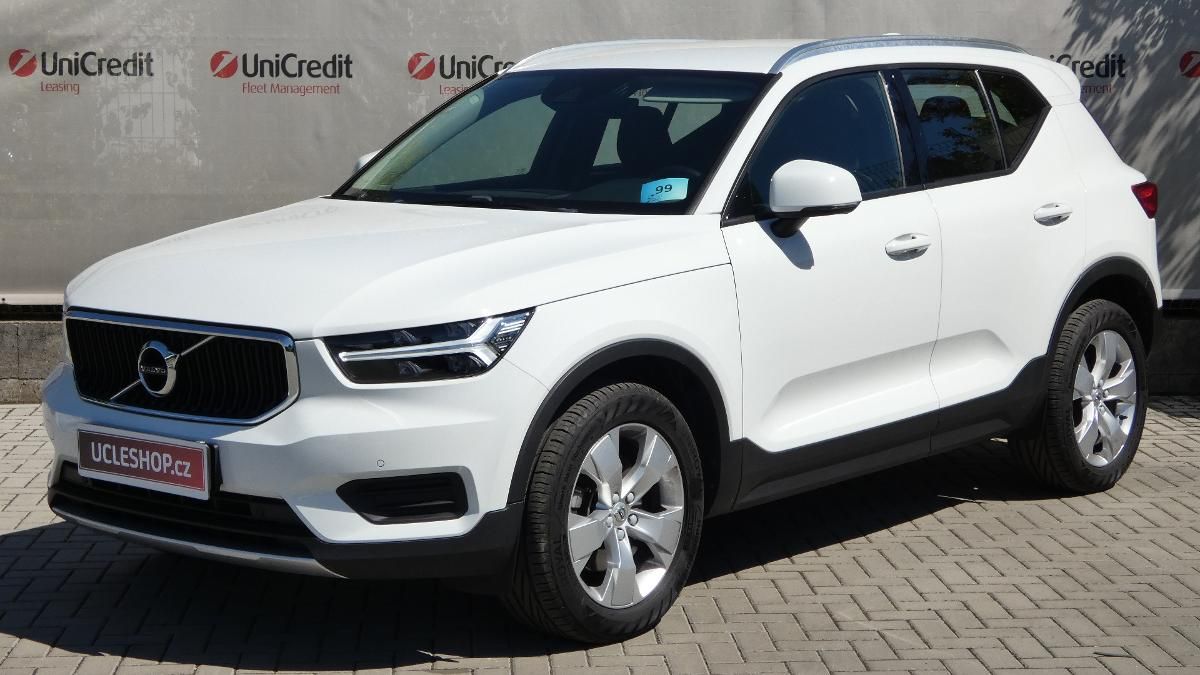 Volvo XC40, B4 mHEV AWD aut. Momentum Pro