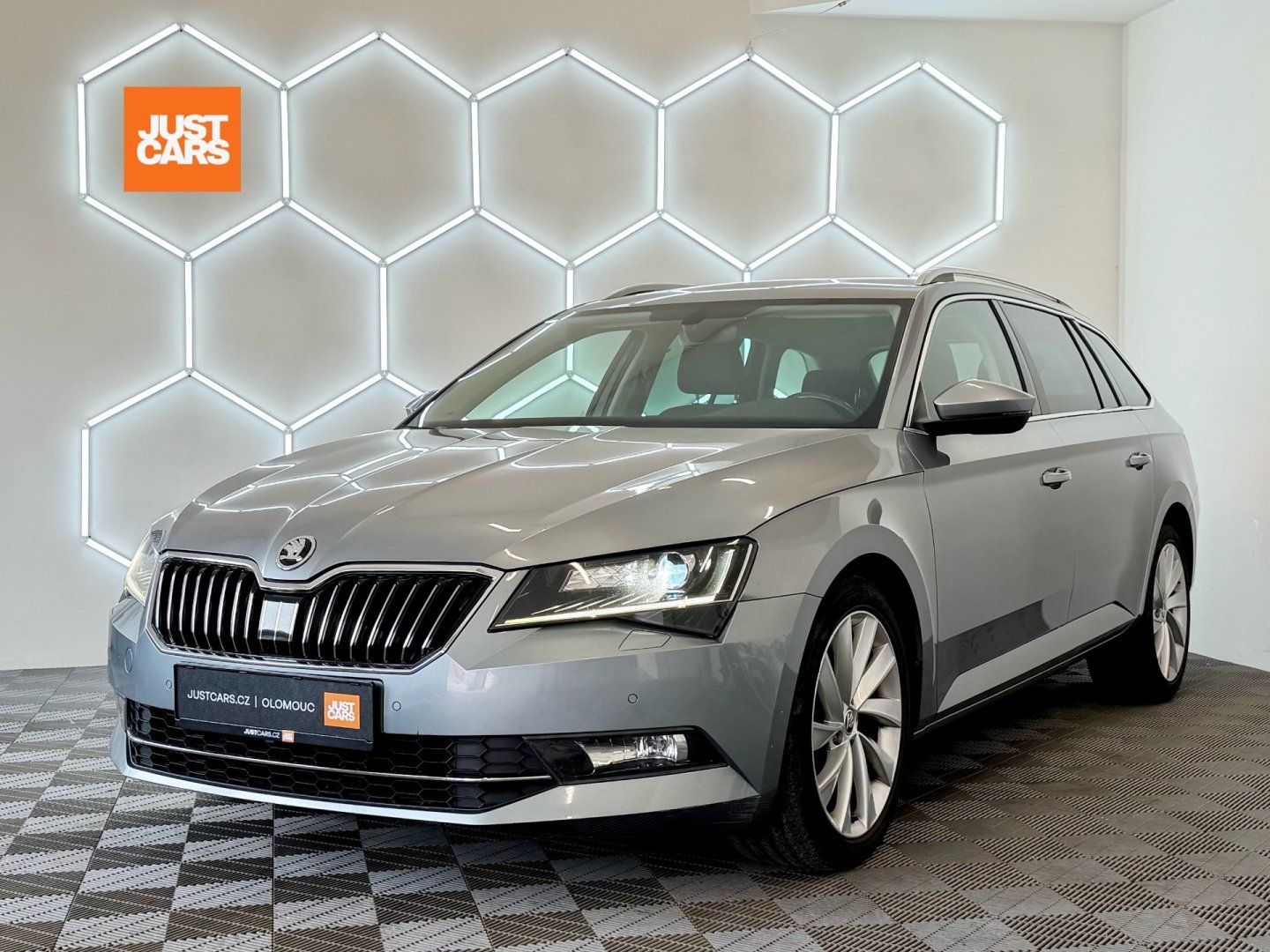 Škoda Superb, 2.0 TDI 110 kW DSG/STYLE