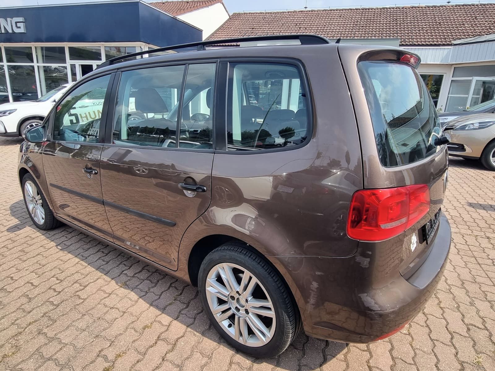 Volkswagen Touran, 1.6 TDI 77kW - fotka 4