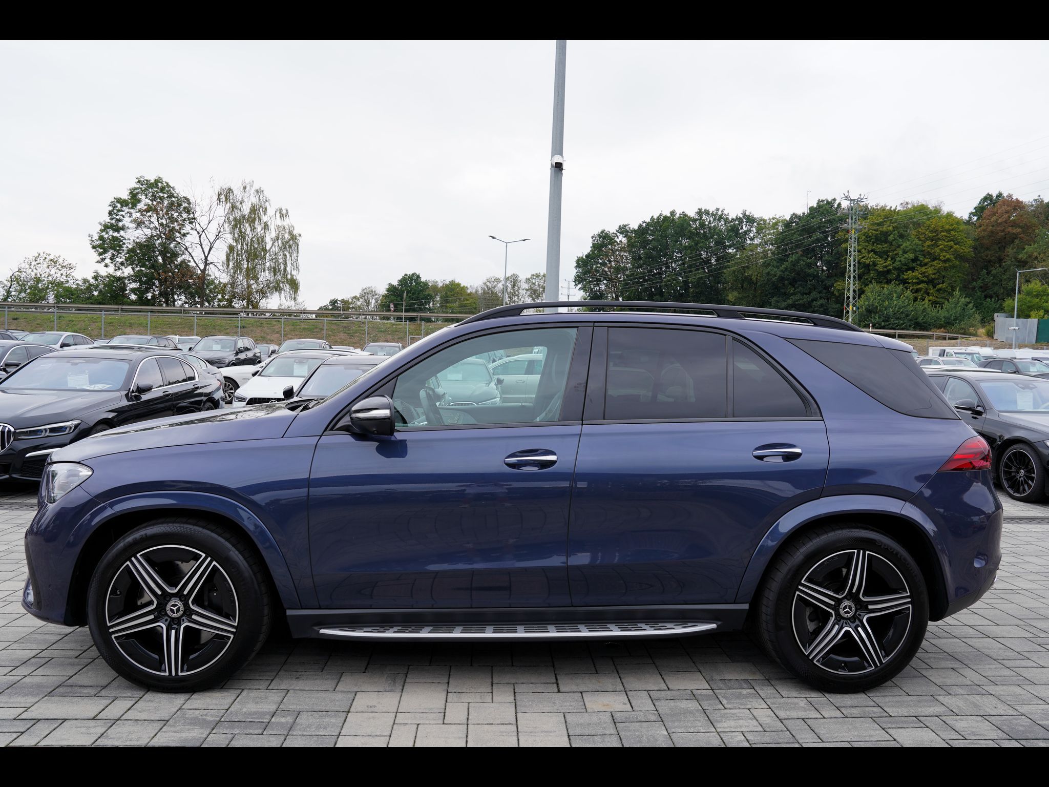 Mercedes-Benz GLE, GLE 450d 4Matic/AMG/21"/ČR - fotka 3