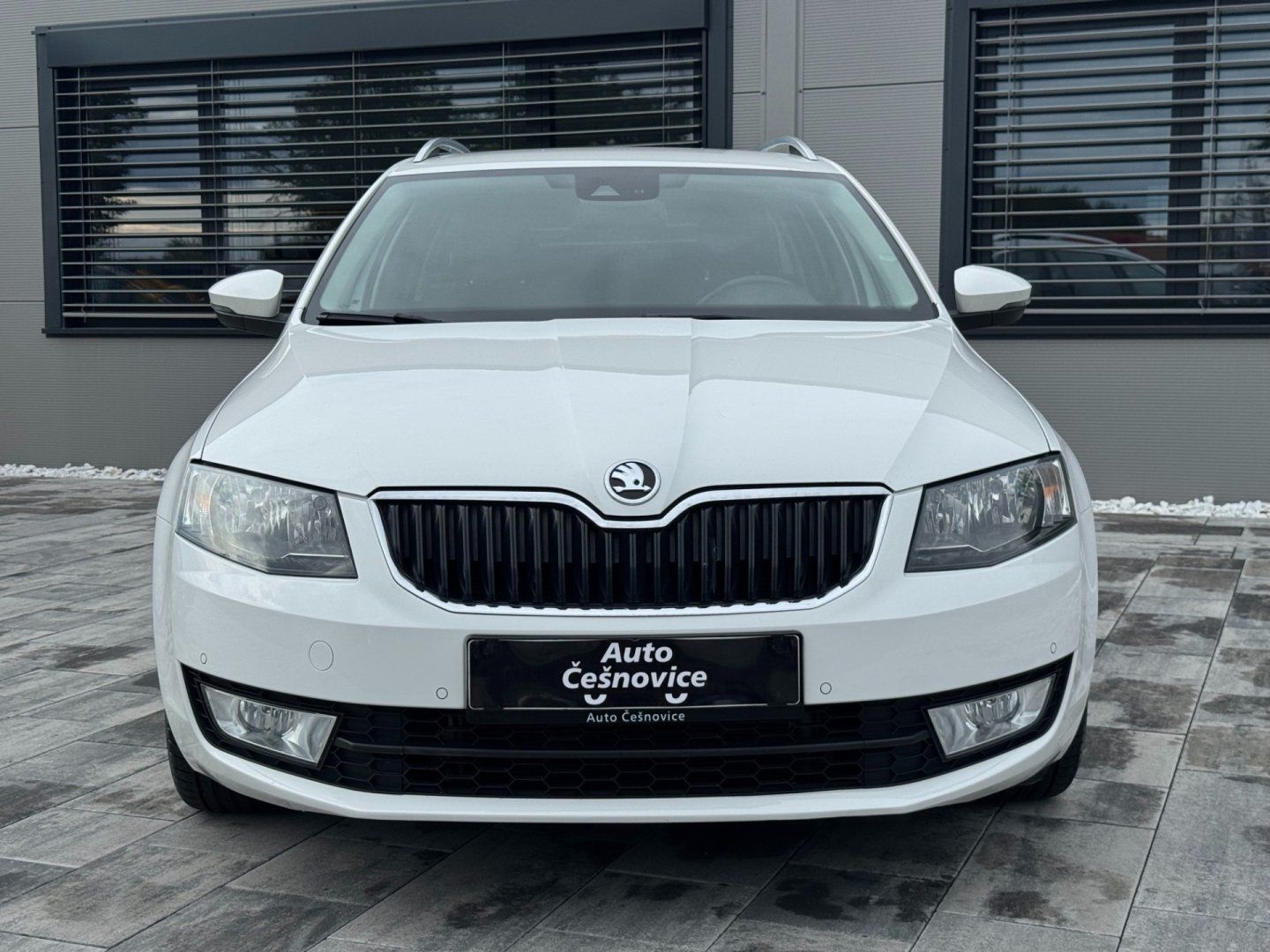 Škoda Octavia, Elegance 1.6 TDI 4x4 77kW - fotka 2