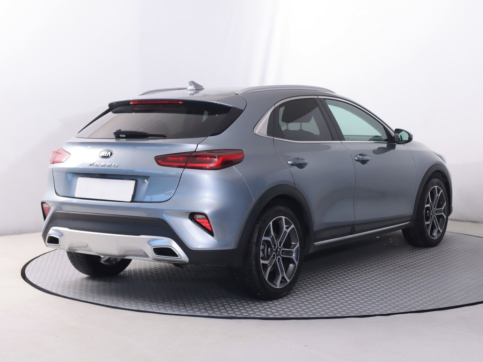 Kia XCee´d, 1.4 T-GDI, Automat, Serv.kniha - fotka 5