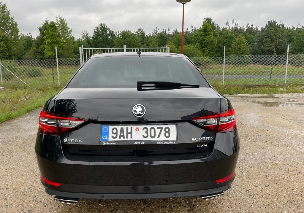 Škoda Superb, L&K 200kw 2.0tsi - fotka 3