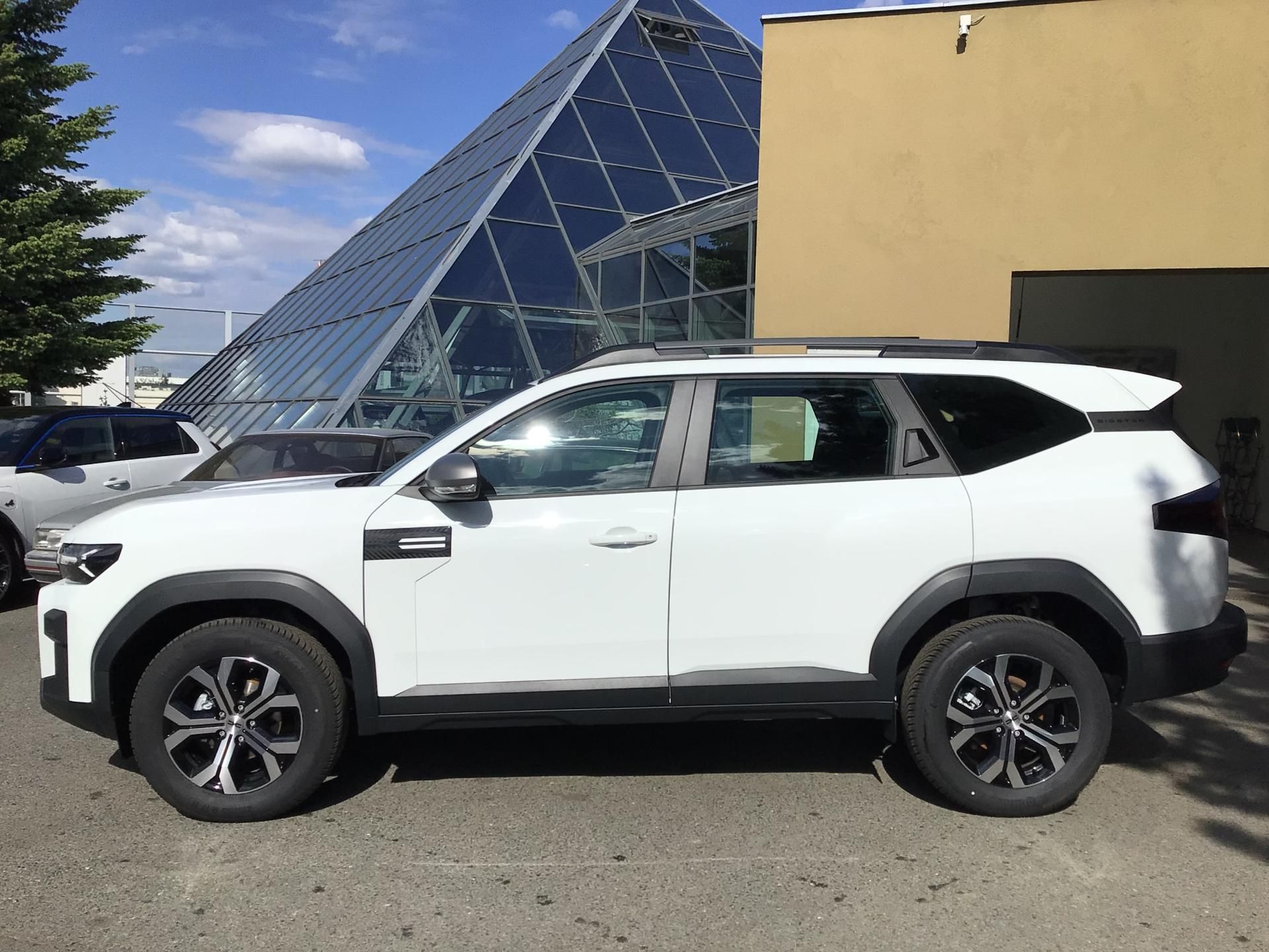 Dacia Bigster, LPG VÝBAVA JOURNEY EL. KUFR - fotka 4