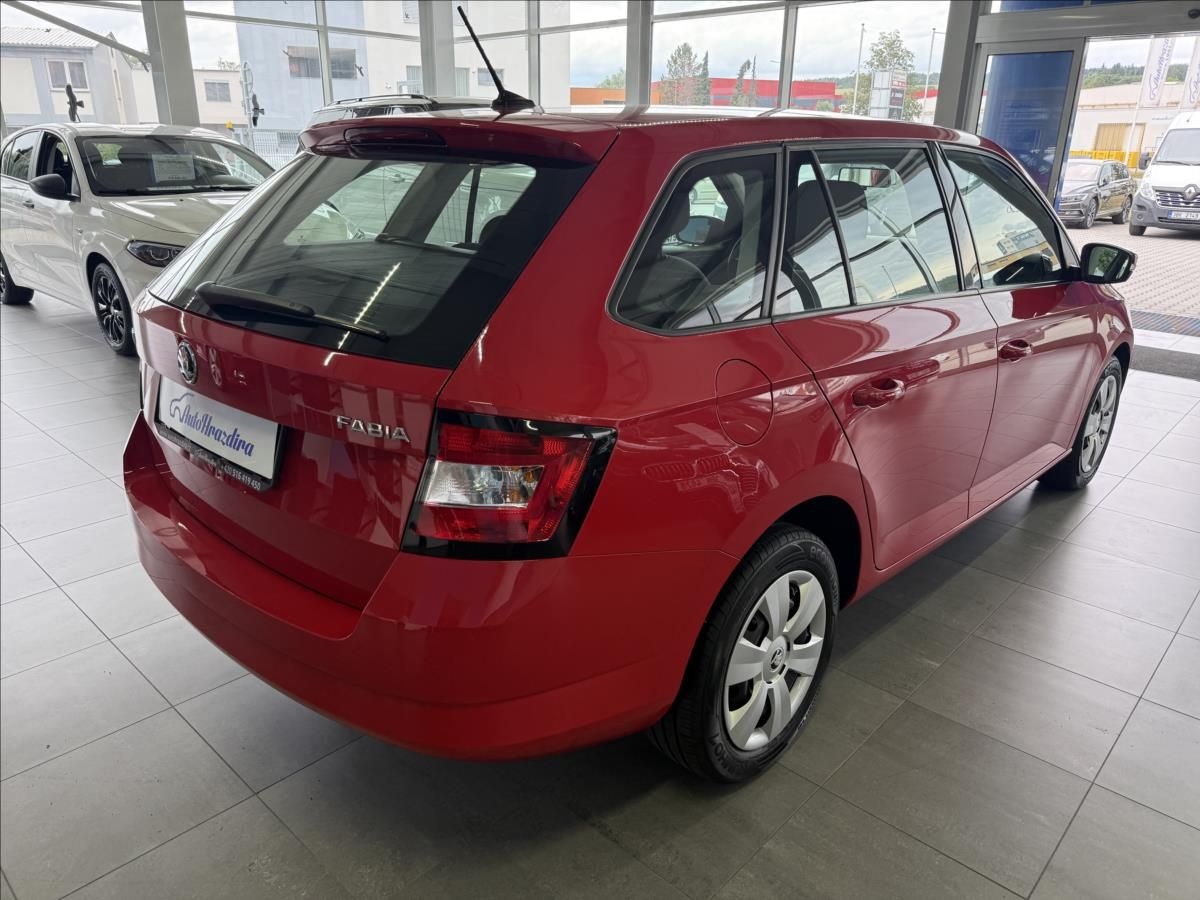 Škoda Fabia, 1,0   1.MAJ,SERVISKA,AMBITION - fotka 6