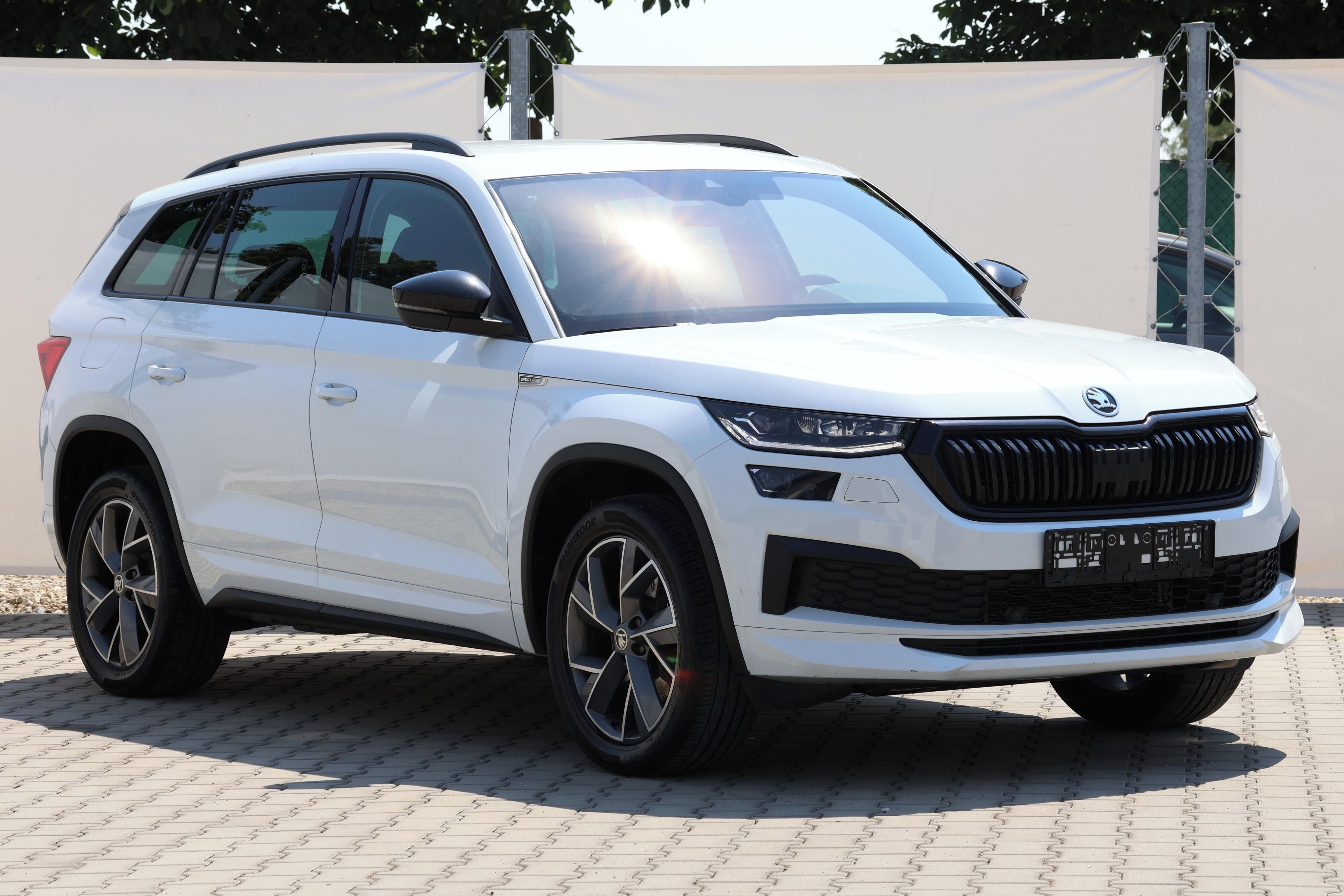 Škoda Kodiaq, 2.0TDI*4x4*Sportline*1Maj*ČR* - fotka 3