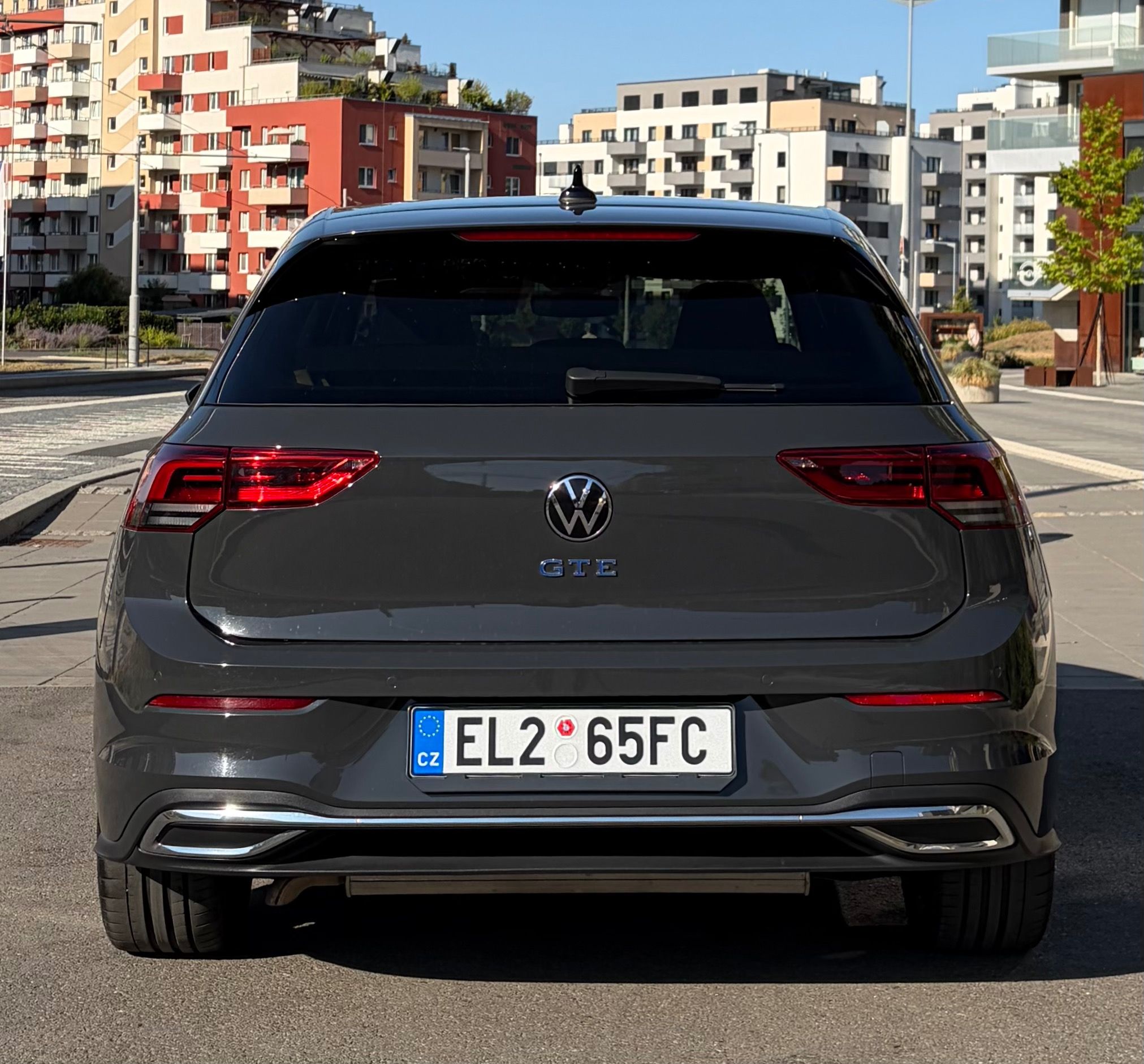 Volkswagen Golf, GTE, NEHAVAROVANÉ, TOP STAV! - fotka 6