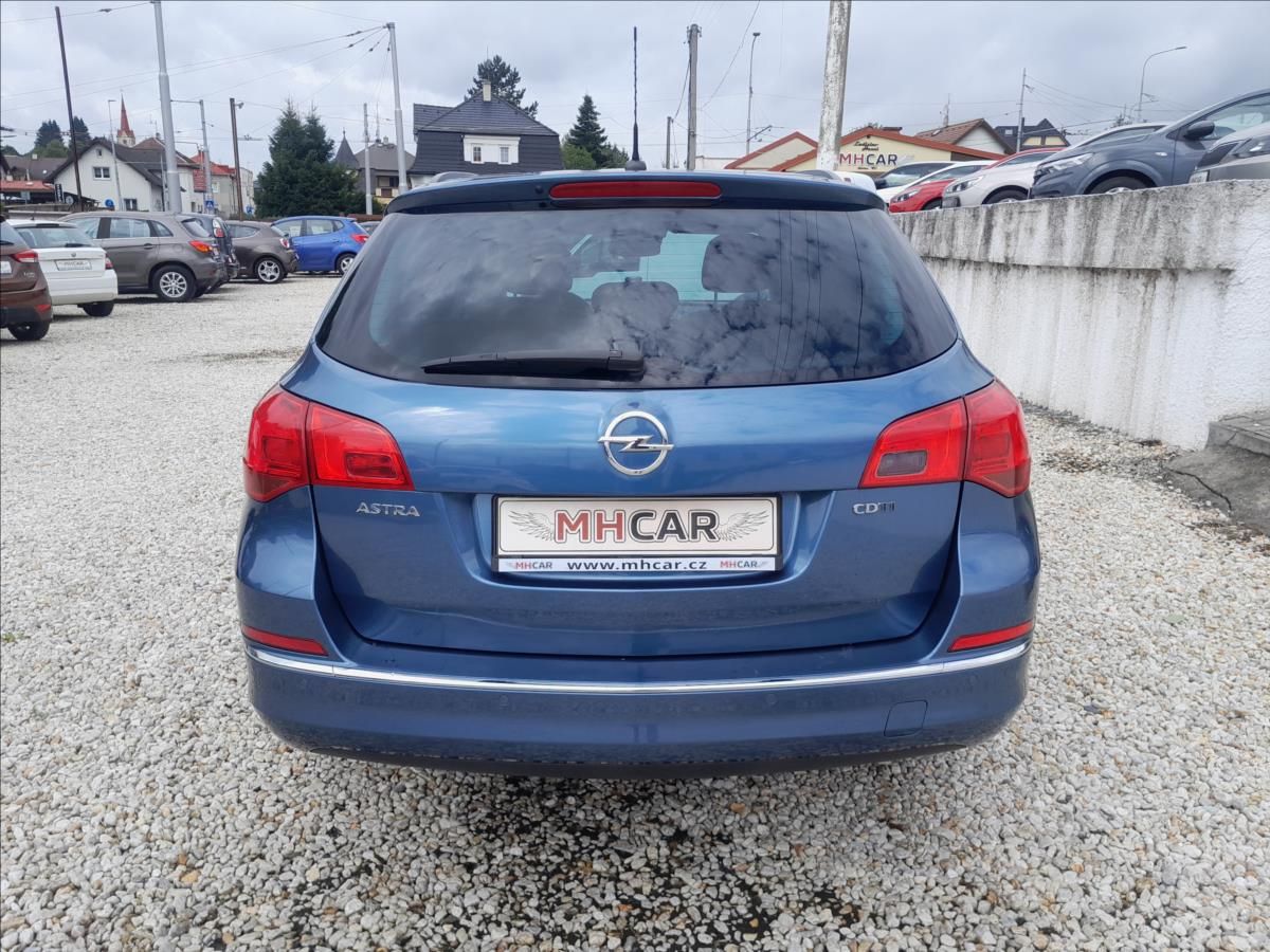 Opel Astra, 1,6 TDCI 100kW SPORTS TOURER - fotka 6