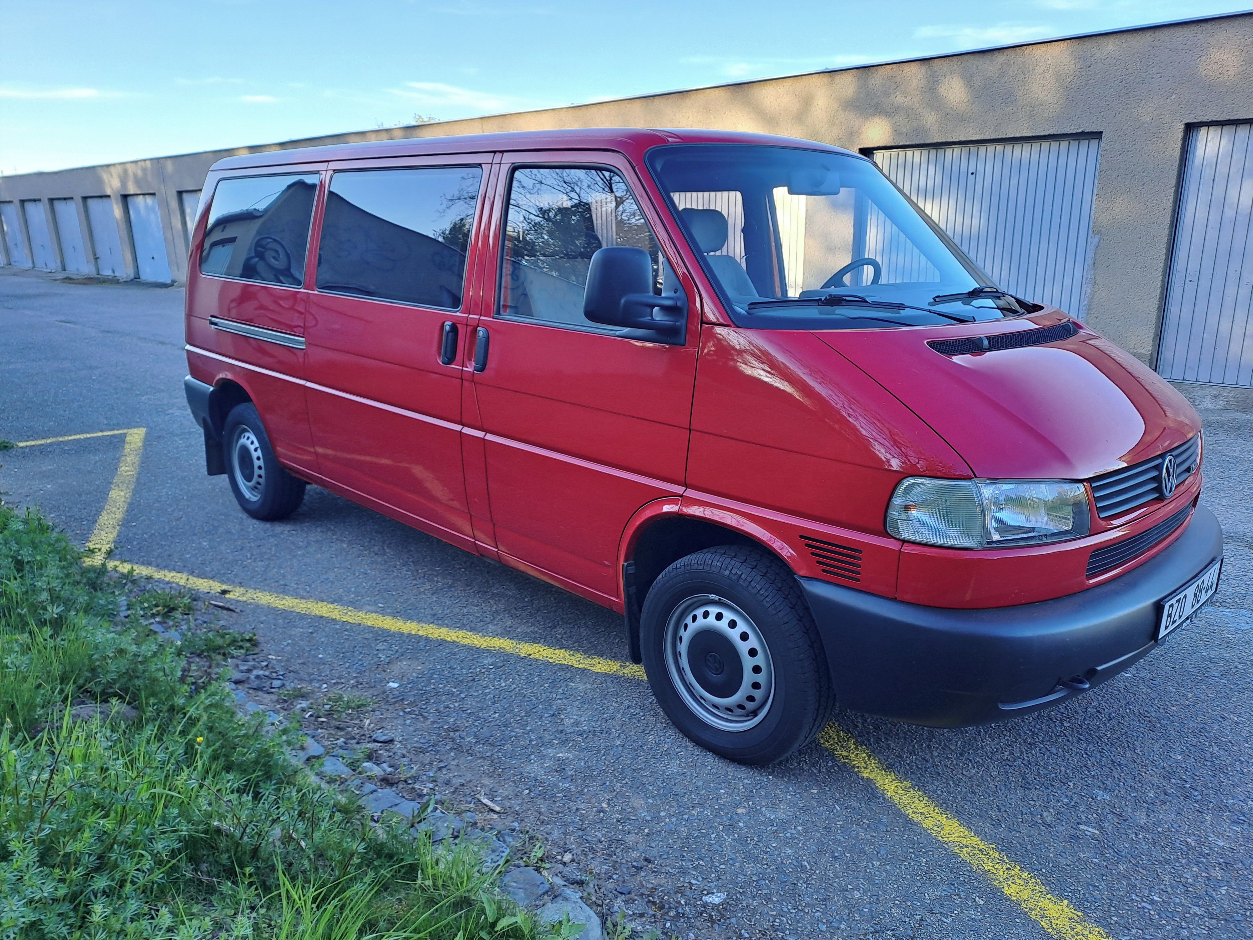 Volkswagen Transporter, 2,5 TDI, 65 kW - fotka 4
