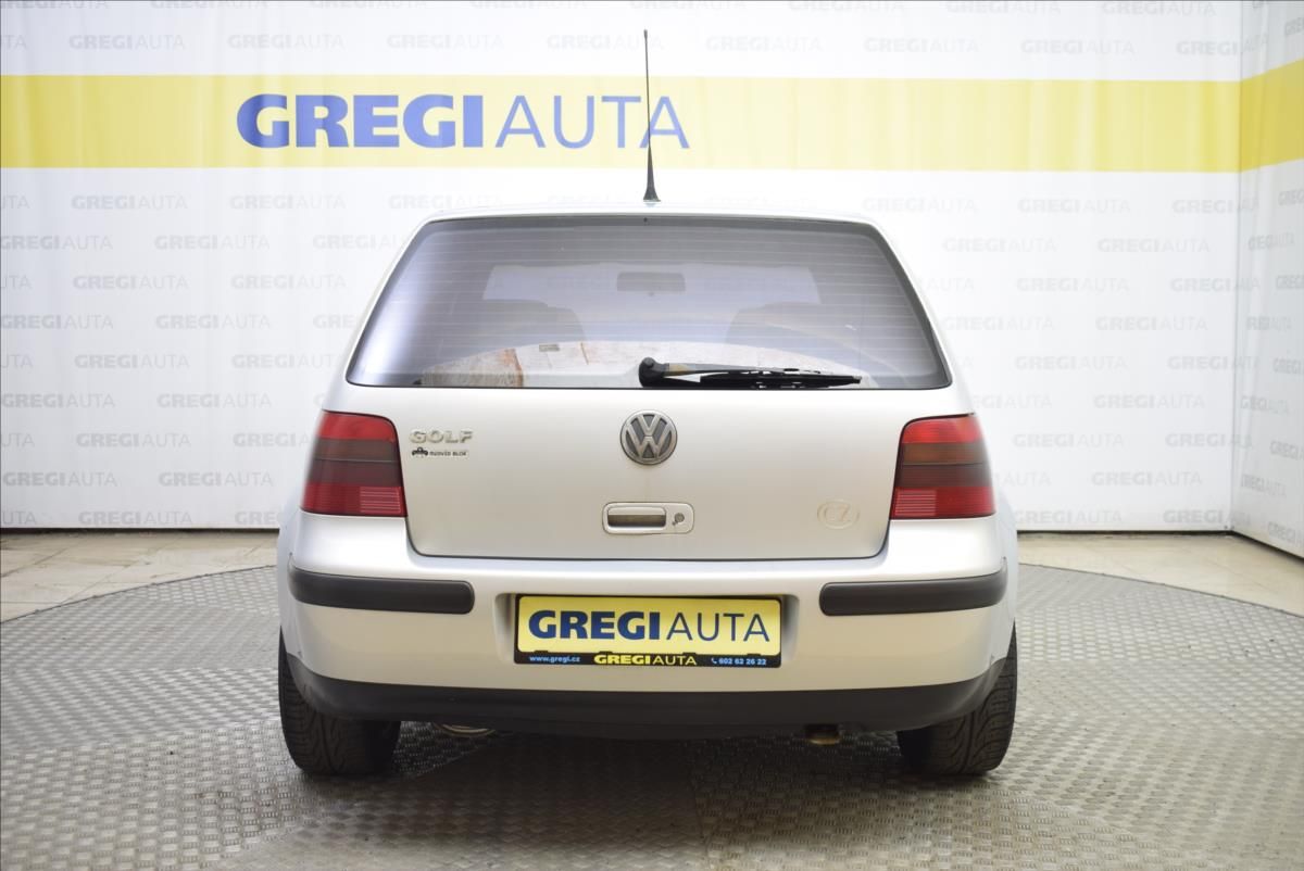 Volkswagen Golf, 1,4 i EKO UHRAZENO,KLIMA - fotka 4