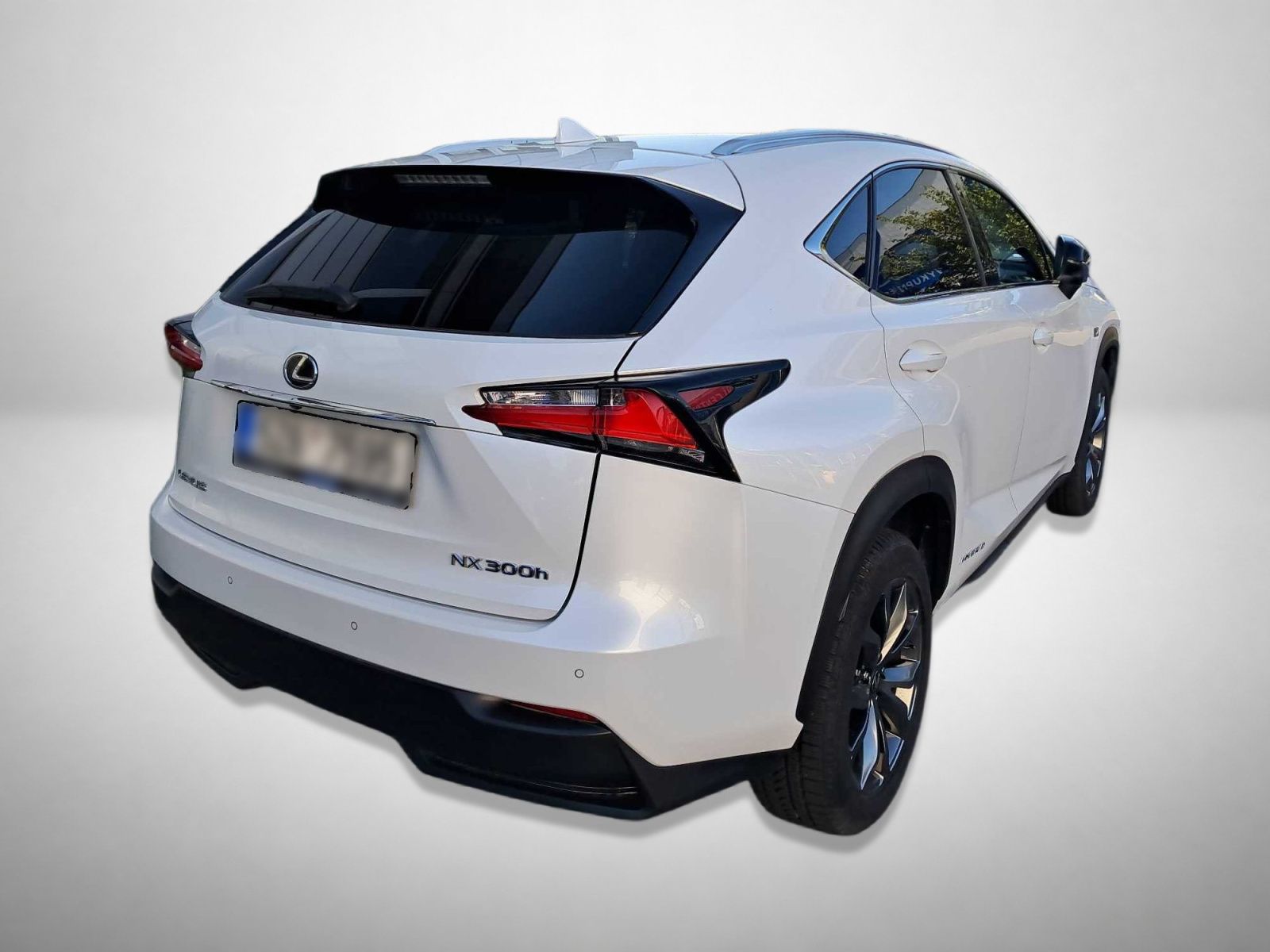 Lexus NX 300h, 300h, 4X4, Automat - fotka 2