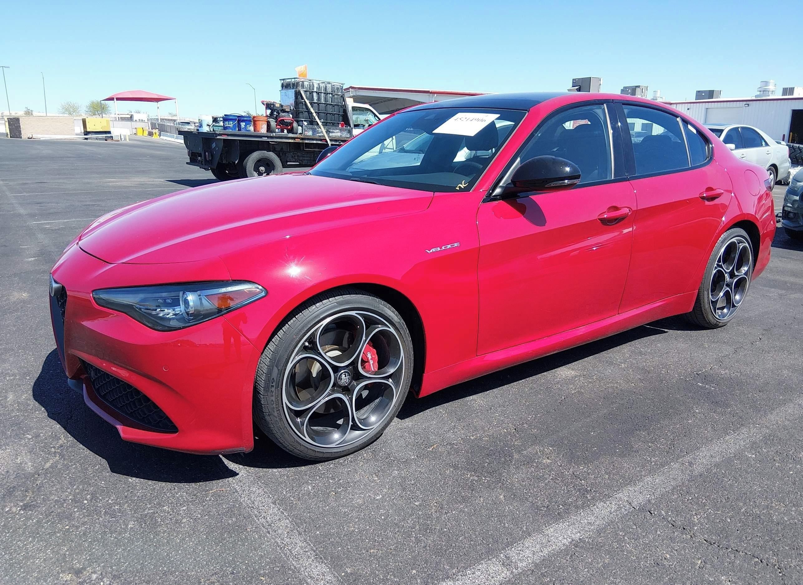 Alfa Romeo Giulia, Auto na cestě
