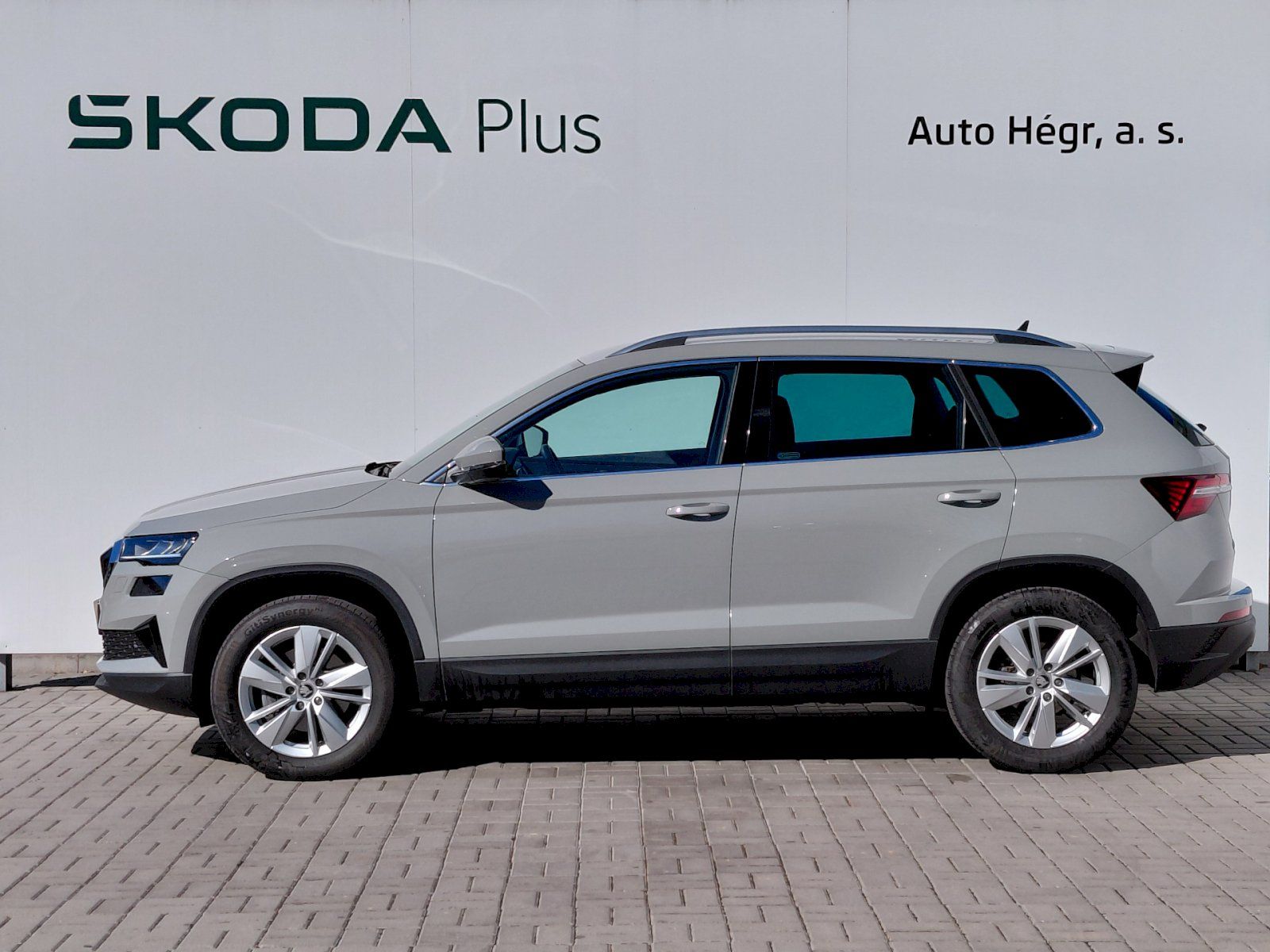 Škoda Karoq, 2,0 TDi 110 kW 4x4 DSG Top Sel - fotka 3