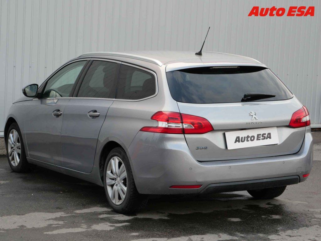 Peugeot 308, 1.2T,ČR,autoAC - fotka 6