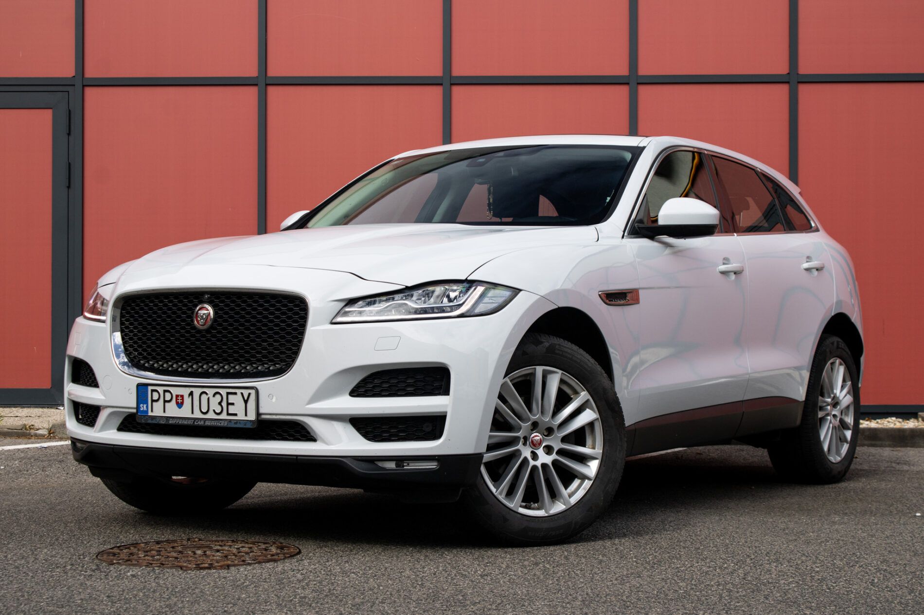 Jaguar F-Pace
