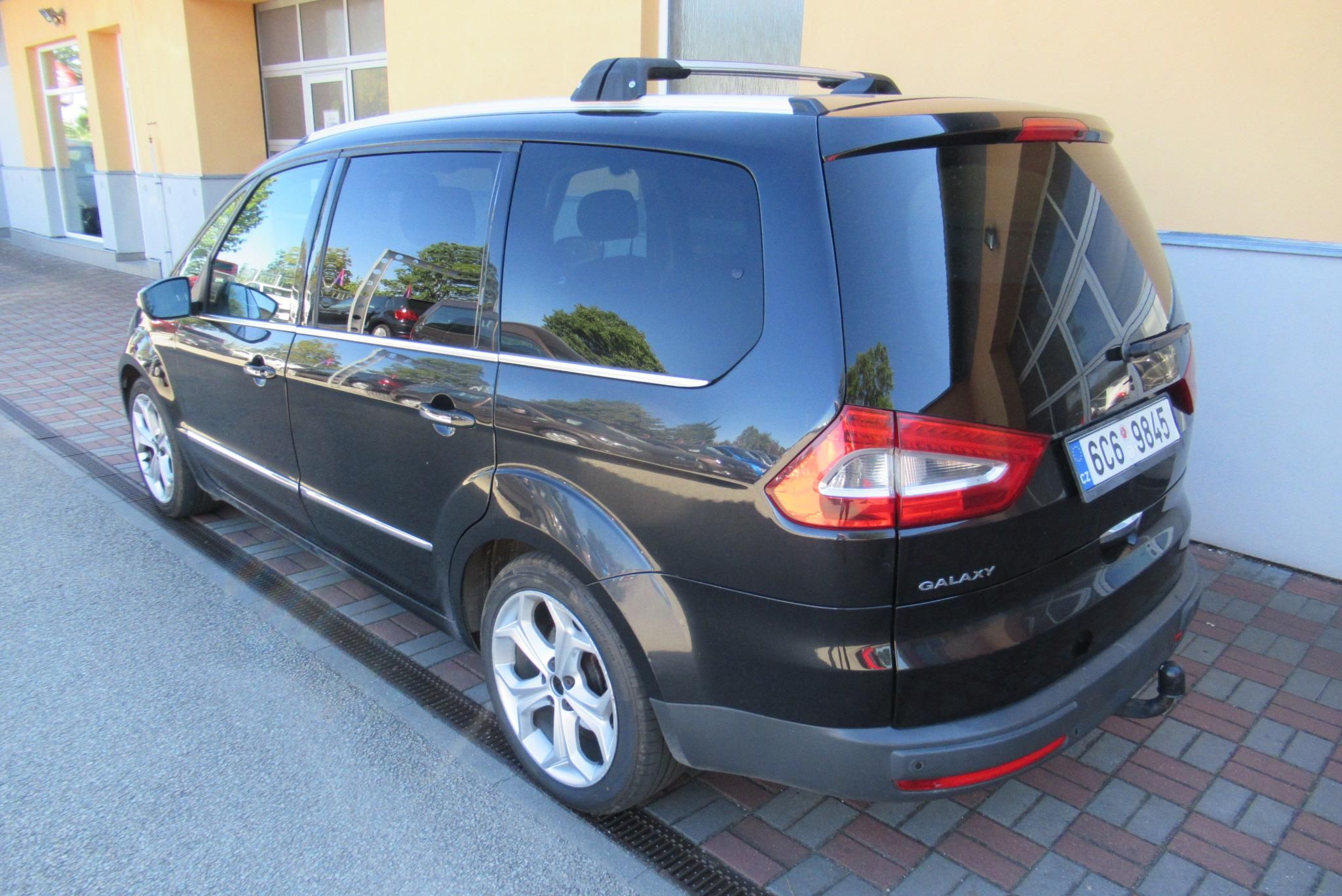 Ford Galaxy, 2.2 TDCi AUT. KLIMA TAŽNÉ - fotka 4